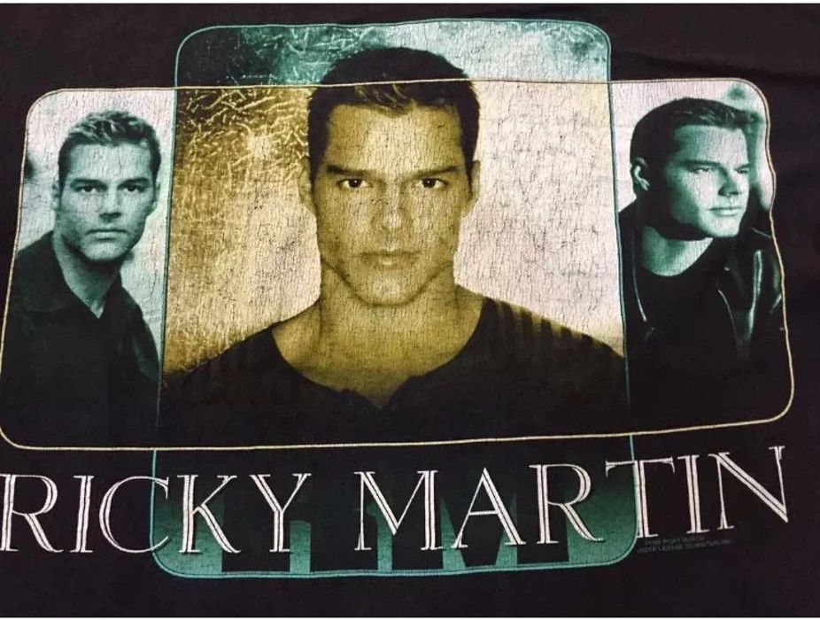 Band Tees Vintage Ricky Martin King Of Latin pop urban actor Singer Size US L / EU 52-54 / 3 - 3 Thumbnail