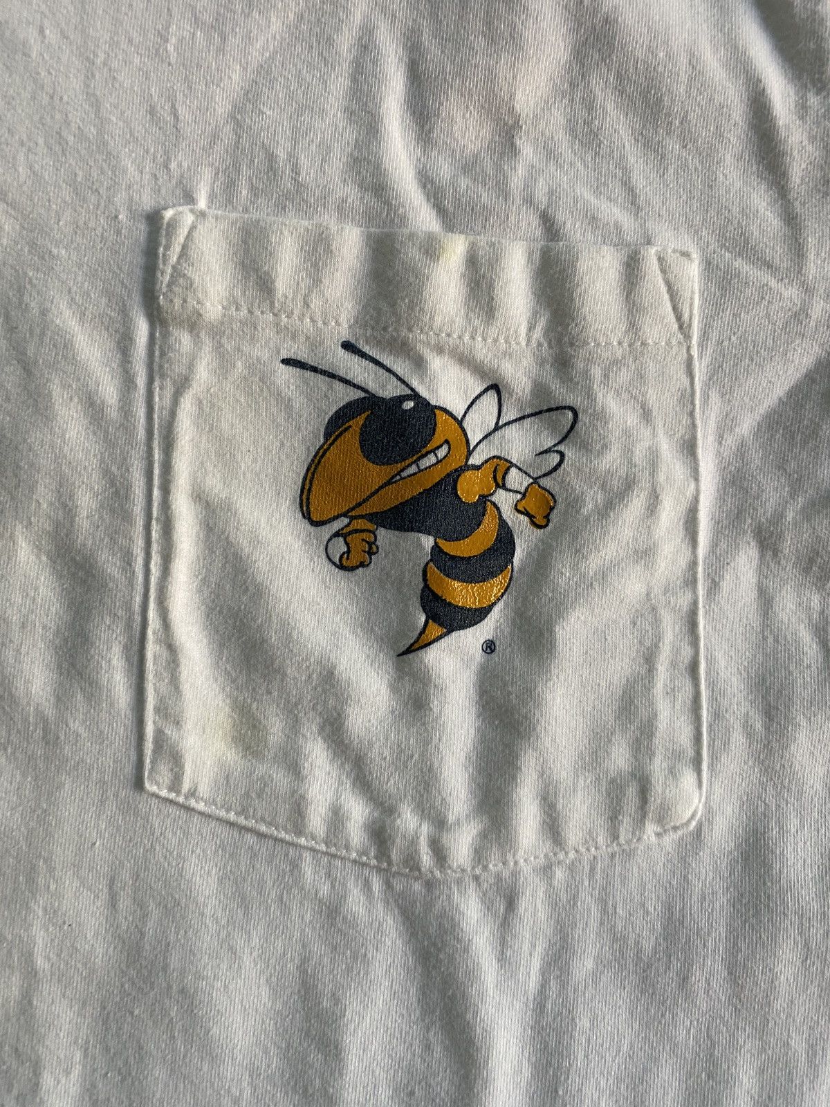NCAA Vintage 90’s Georgia Tech Single Stitch Pocket Tee Size US M / EU 48-50 / 2 - 3 Thumbnail