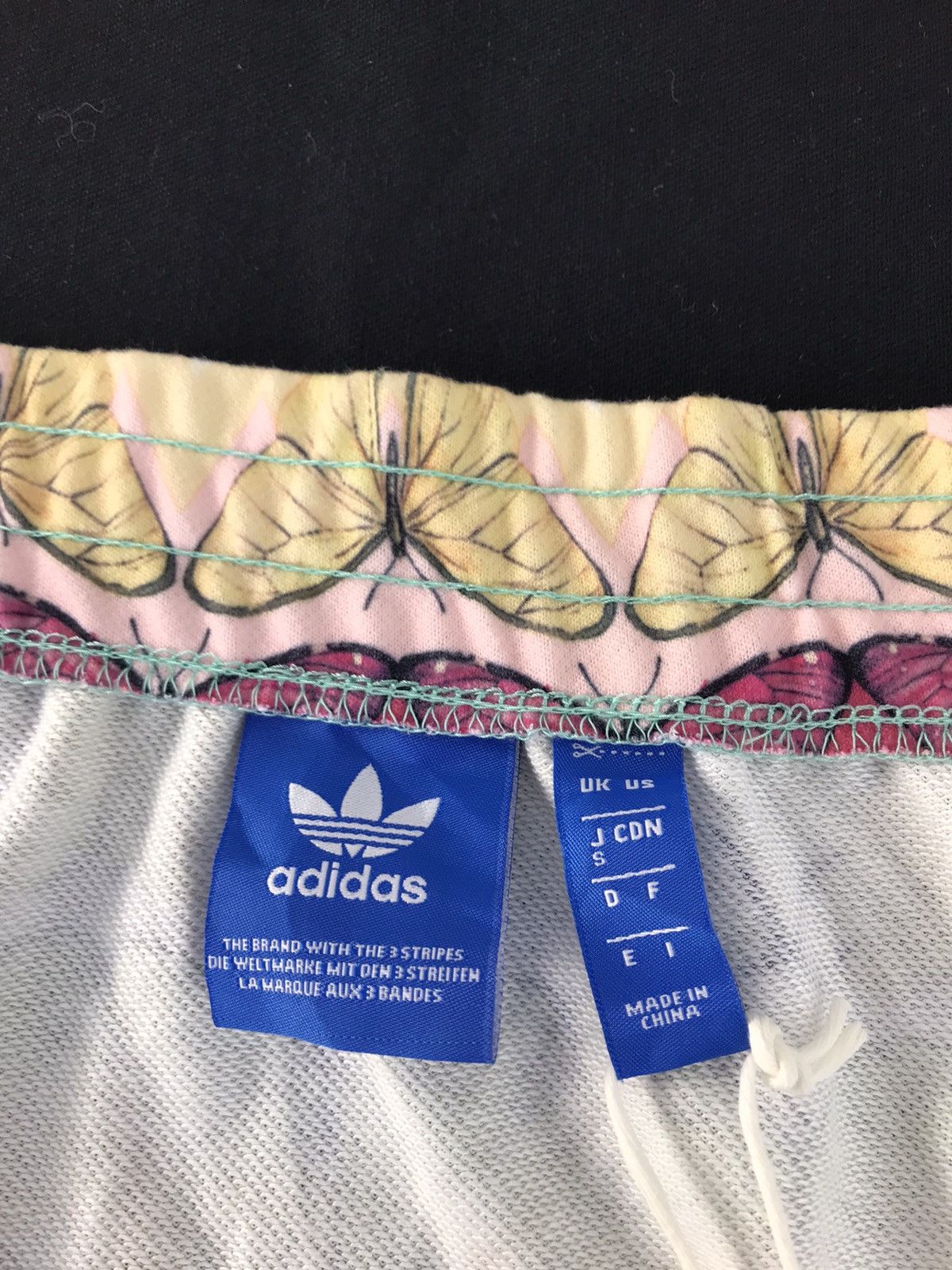 Adidas Adidas Sportswear Multicolour Zipper Skirt Butterfly R382j Size 28" / US 6 / IT 42 - 10 Thumbnail