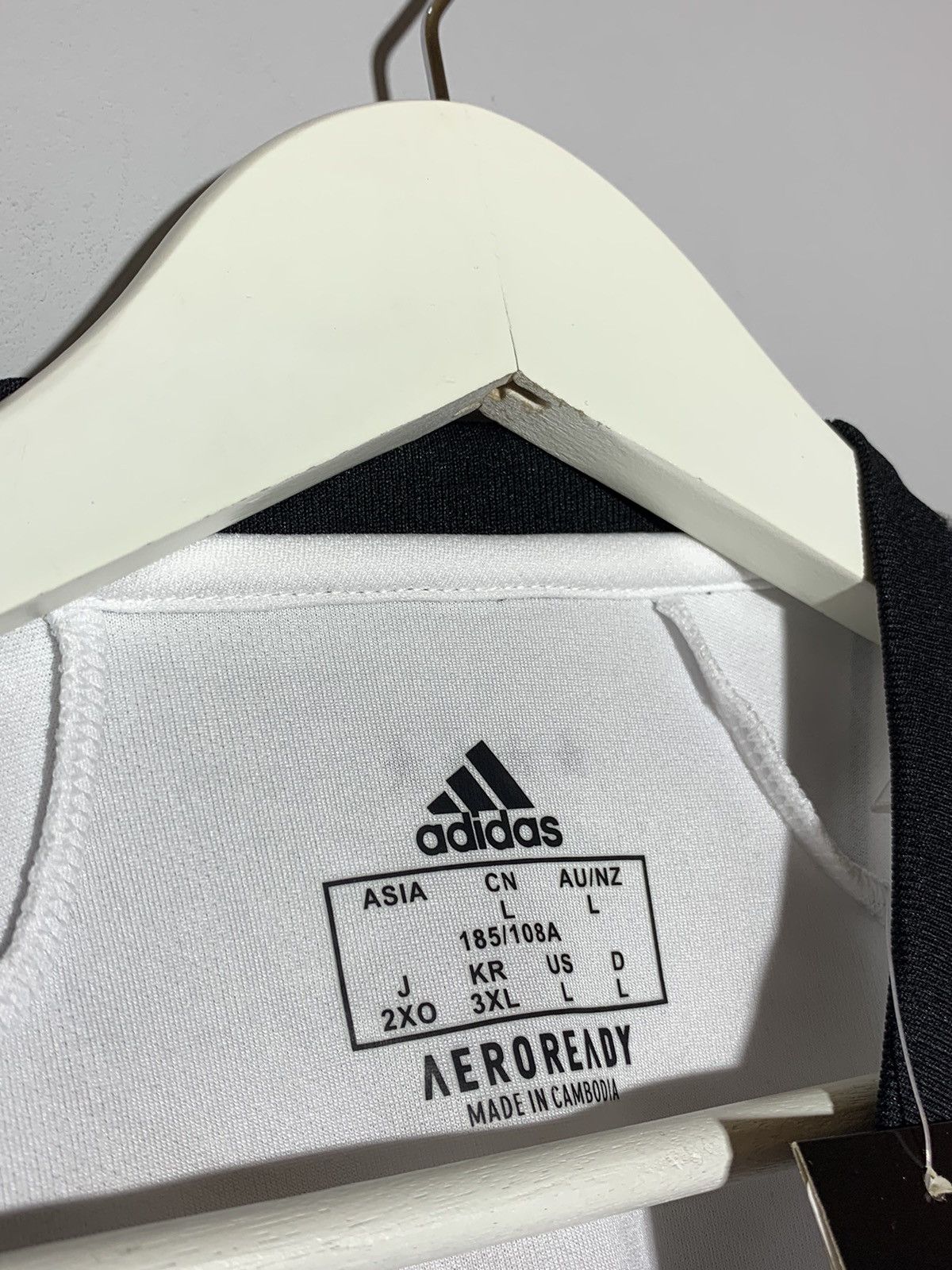 Adidas Germany Adidas 2020 New Home Y2k Streetwear Football Shirt Size US L / EU 52-54 / 3 - 12 Thumbnail