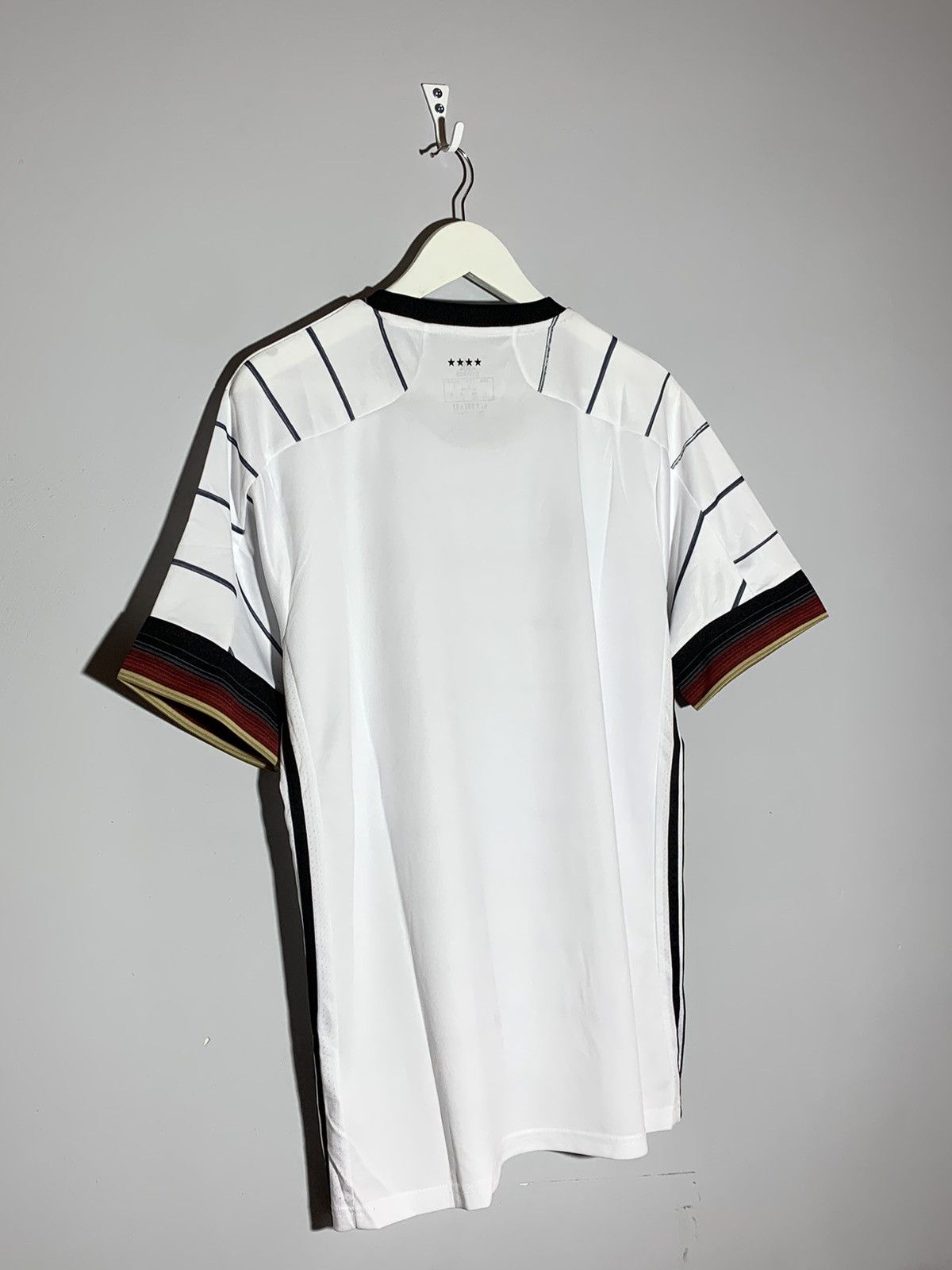 Adidas Germany Adidas 2020 New Home Y2k Streetwear Football Shirt Size US L / EU 52-54 / 3 - 10 Thumbnail