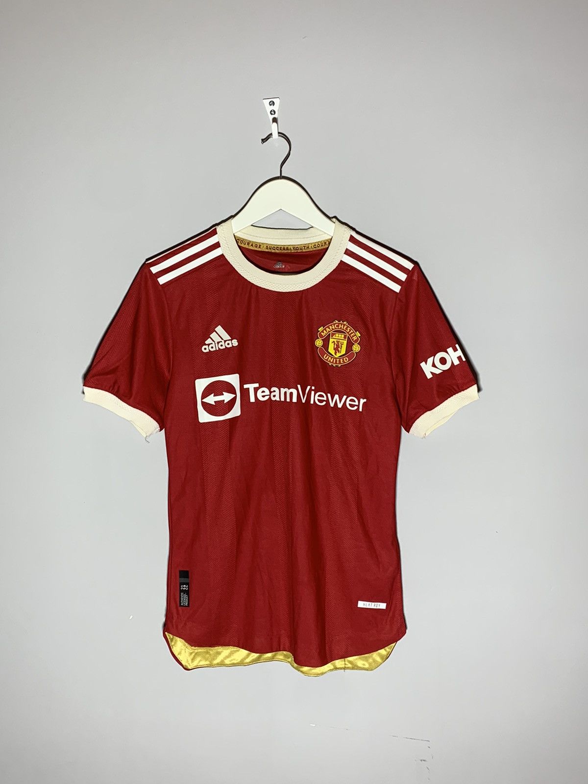 Manchester United Adidas 2021/22 Home Football Shirt