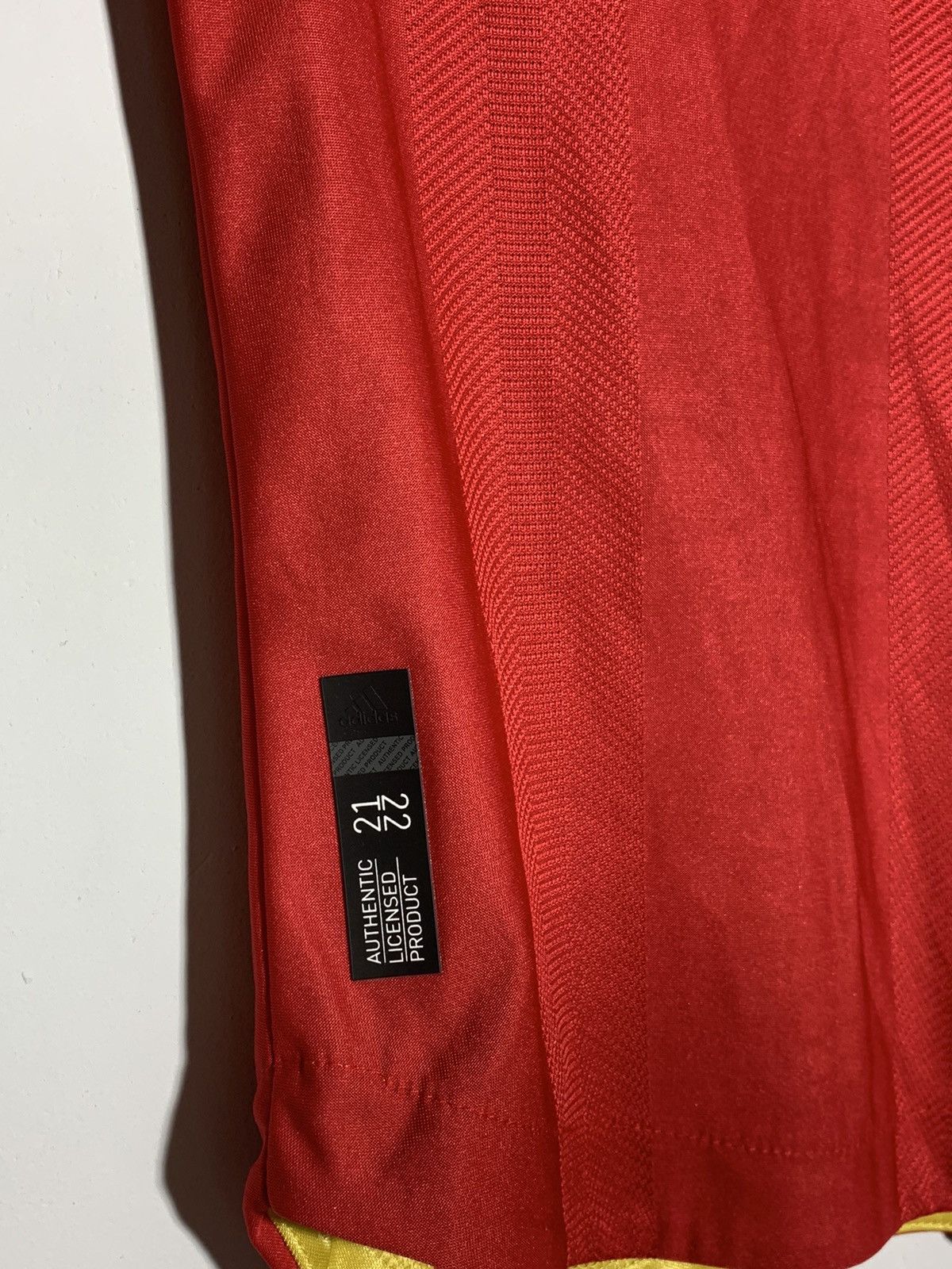 Adidas Manchester United Adidas 2021/22 Home Football Shirt Size US S / EU 44-46 / 1 - 5 Thumbnail