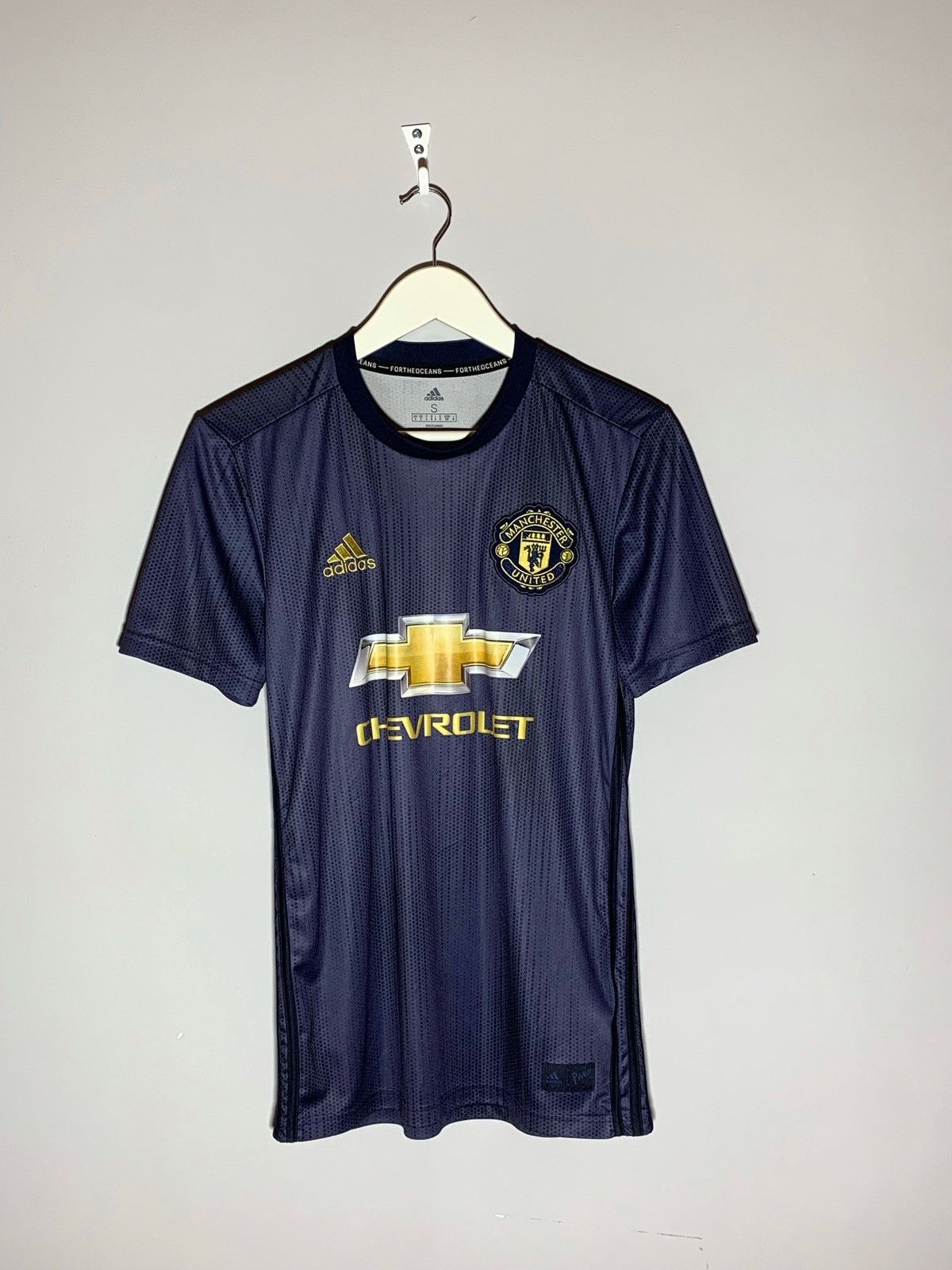 Adidas Manchester United Adidas Parley 2018/19 Y2K Football Shirt Size US S / EU 44-46 / 1 - 1 Thumbnail