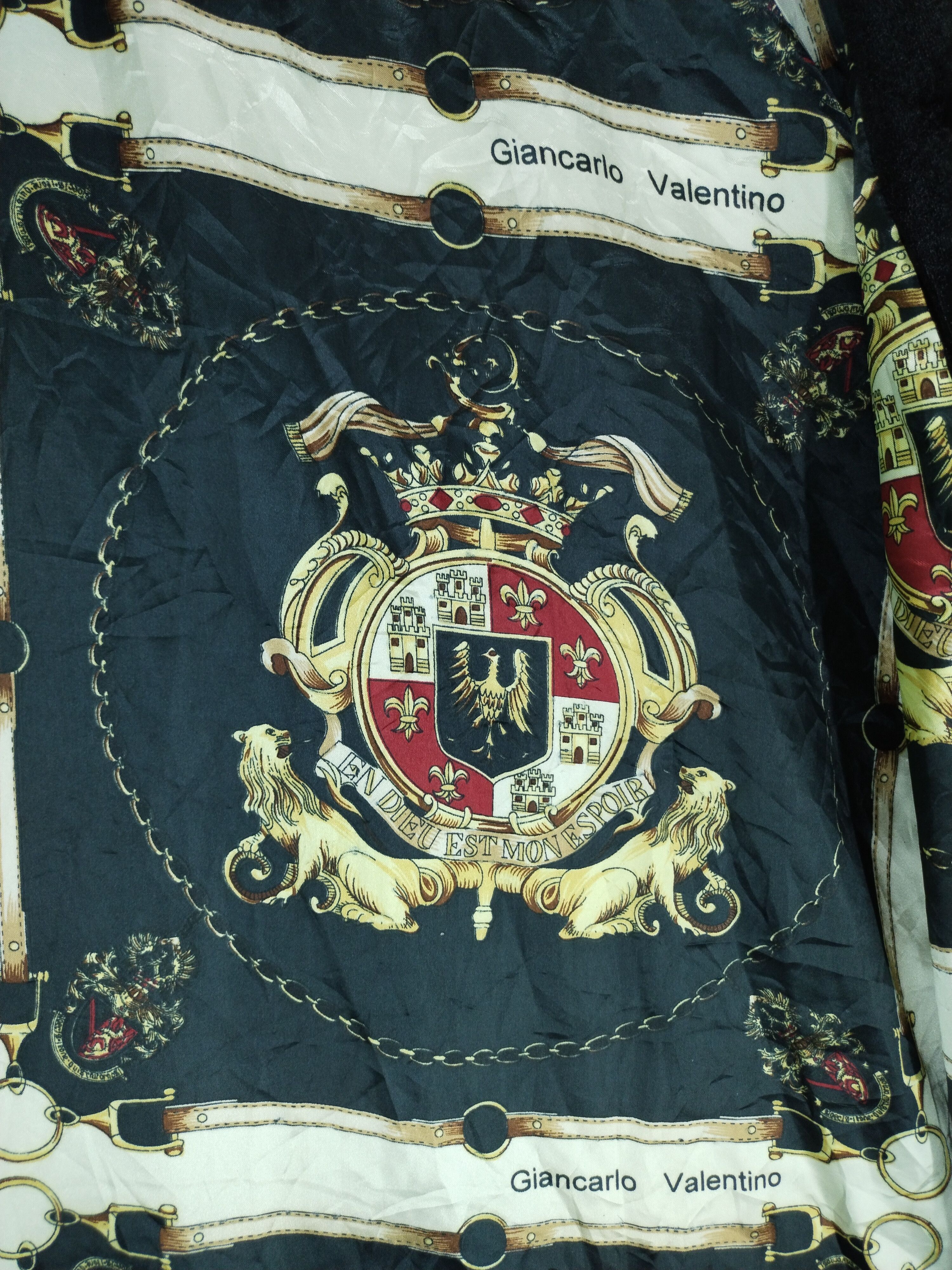 Japanese Brand Vintage Giancarlo Valentino Nova Check Big Logo Jacket Size US L / EU 52-54 / 3 - 14 Thumbnail