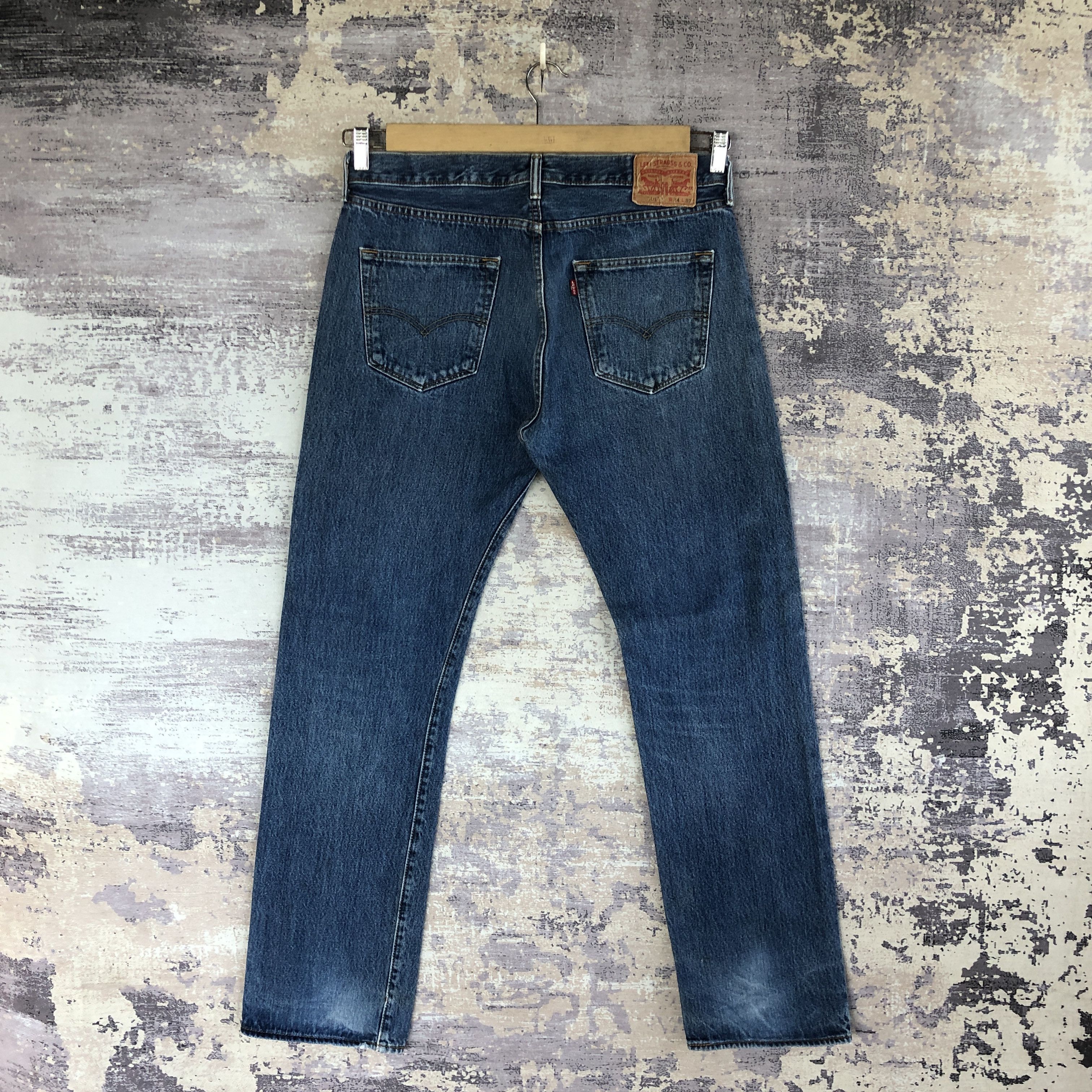 Levi's × Vintage Vintage Levis 501 Distressed Jeans Levi's Blue Wash Denim Size US 34 / EU 50 - 2 Thumbnail