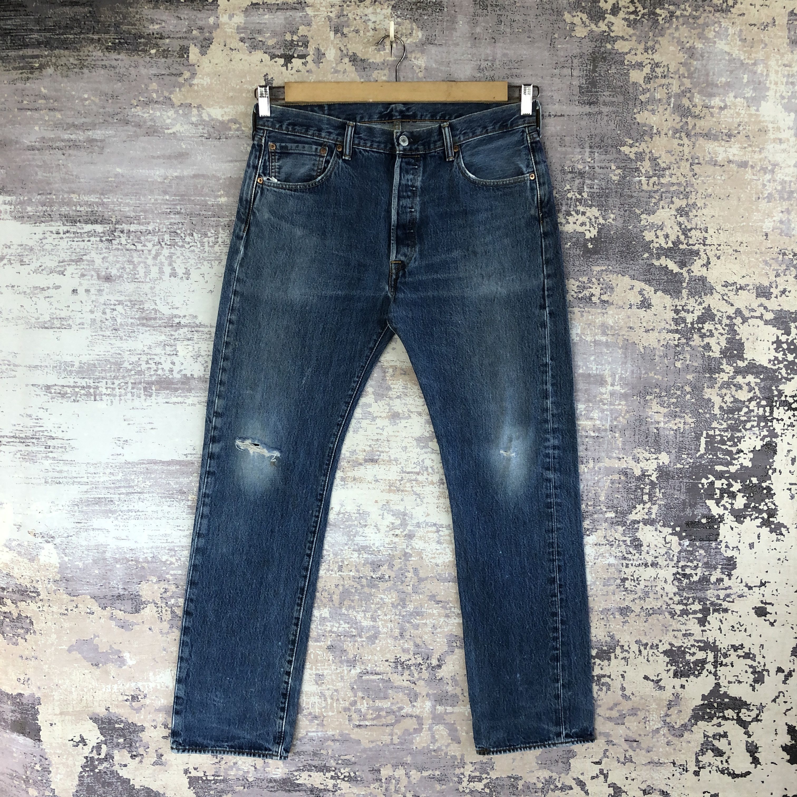 Levi's × Vintage Vintage Levis 501 Distressed Jeans Levi's Blue Wash Denim Size US 34 / EU 50 - 1 Thumbnail
