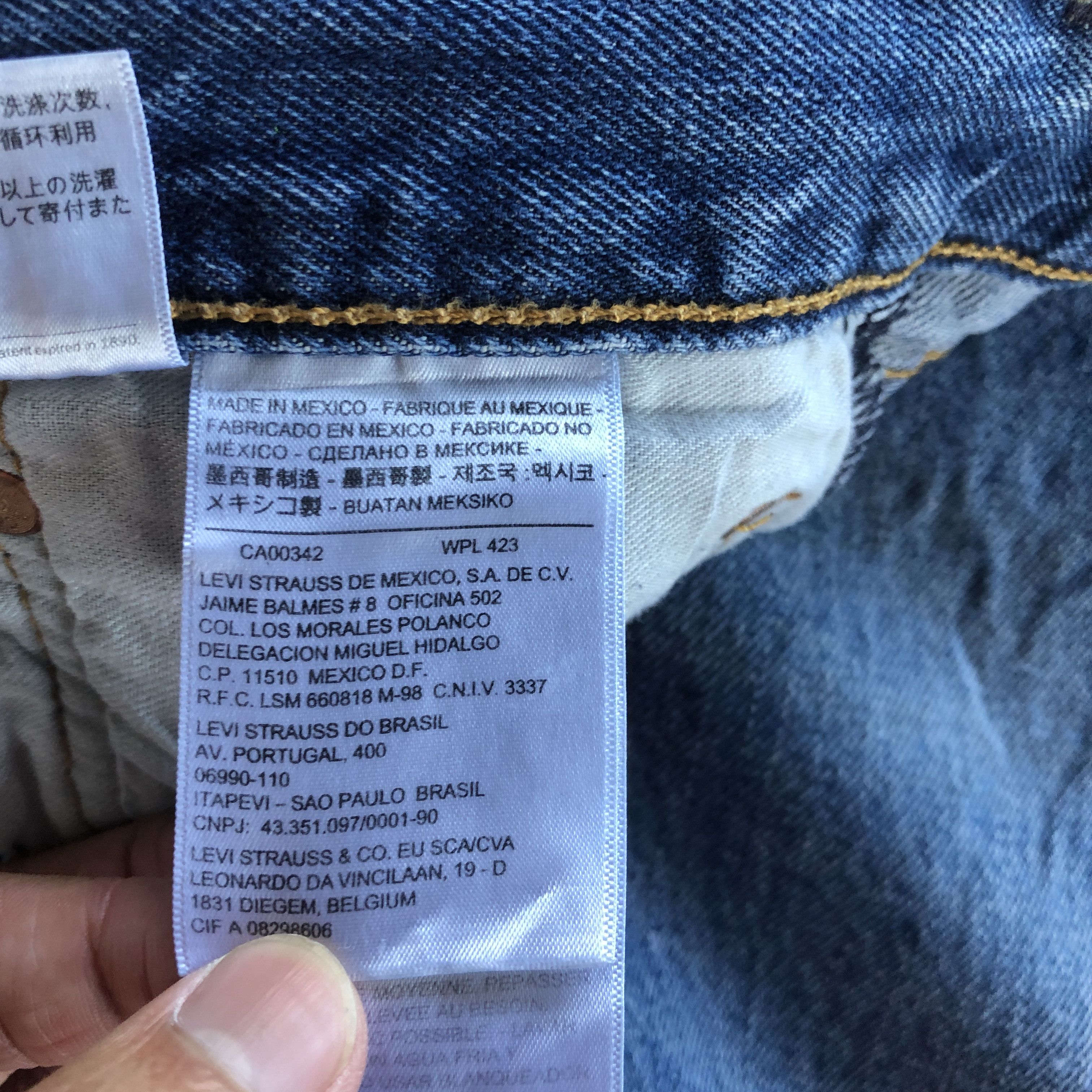 Levi's × Vintage Vintage Levis 501 Distressed Jeans Levi's Blue Wash Denim Size US 34 / EU 50 - 10 Thumbnail