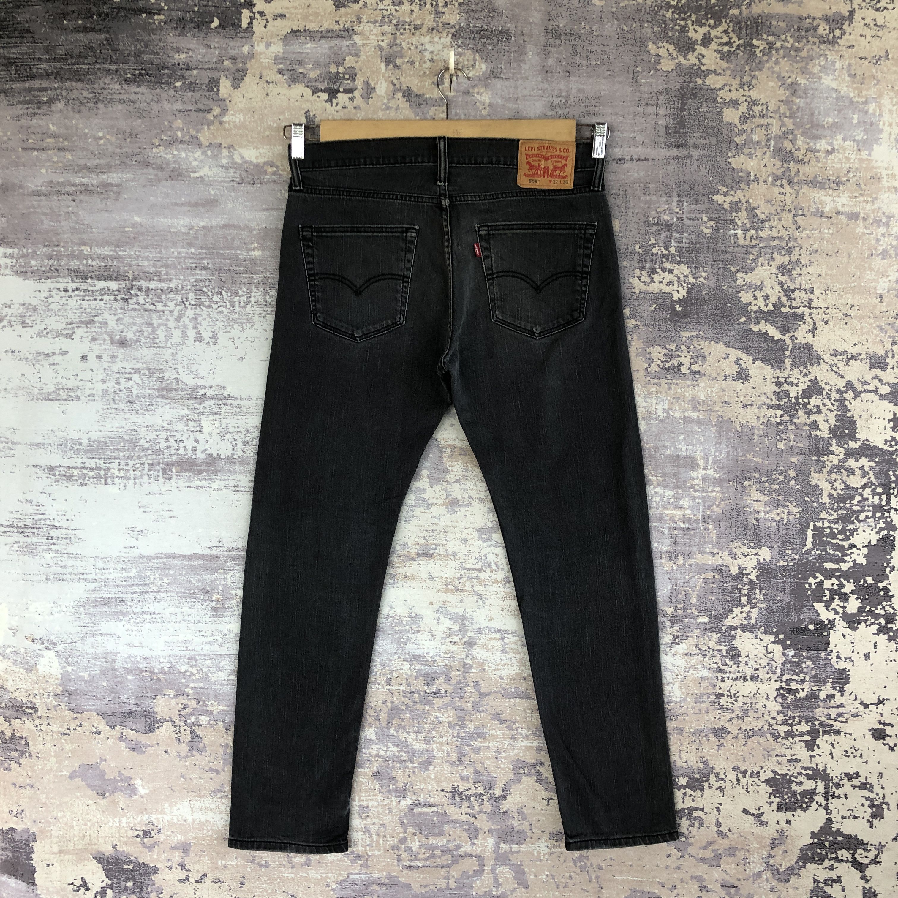 Levi's Vintage Dirty Levi's Jeans Faded Black Denim Pants Size 32 Size US 32 / EU 48 - 2 Thumbnail