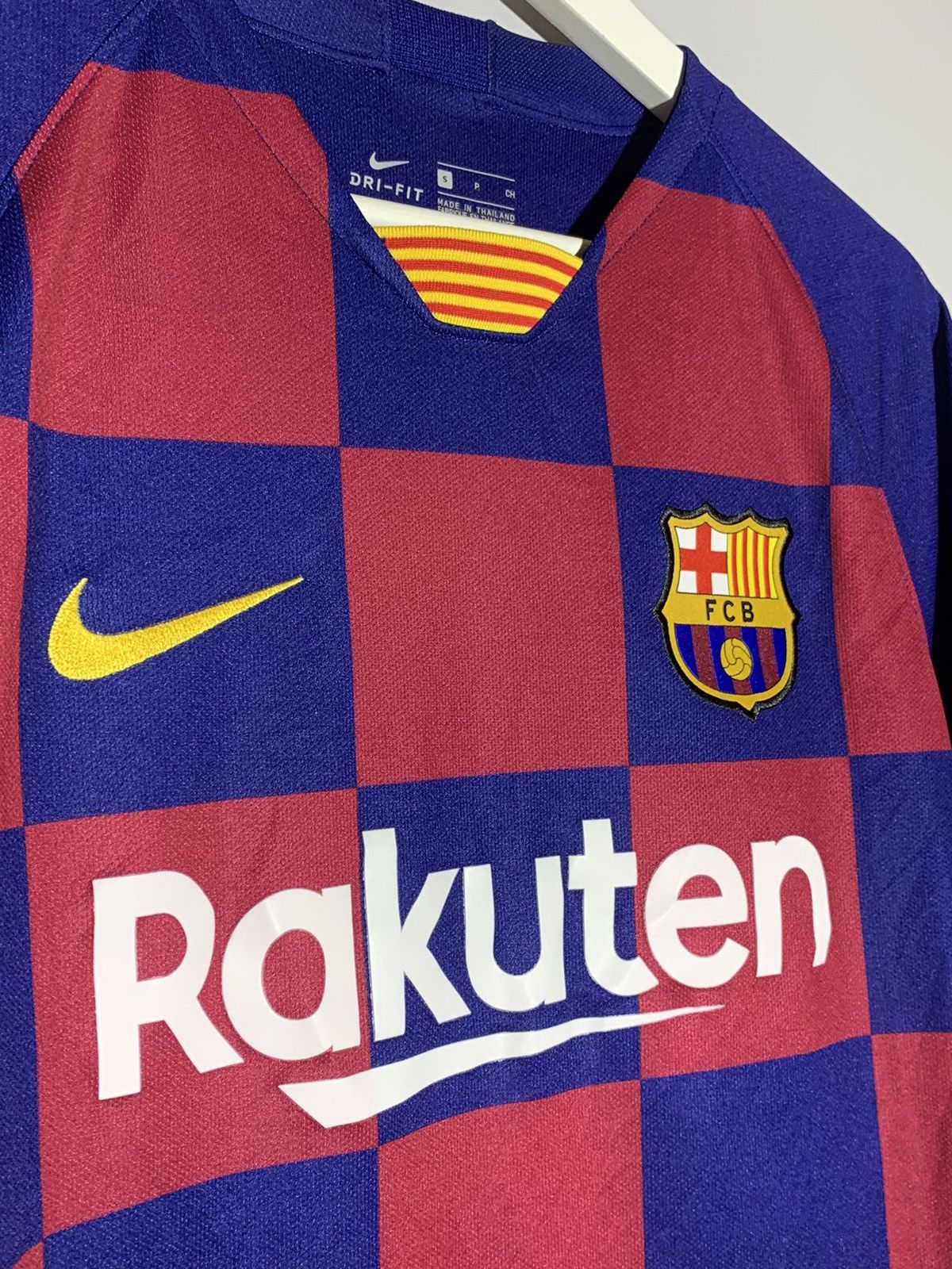 Nike F.C Barcelona Nike 2019/20 Y2k Streetwear Football Shirt Size US S / EU 44-46 / 1 - 3 Thumbnail