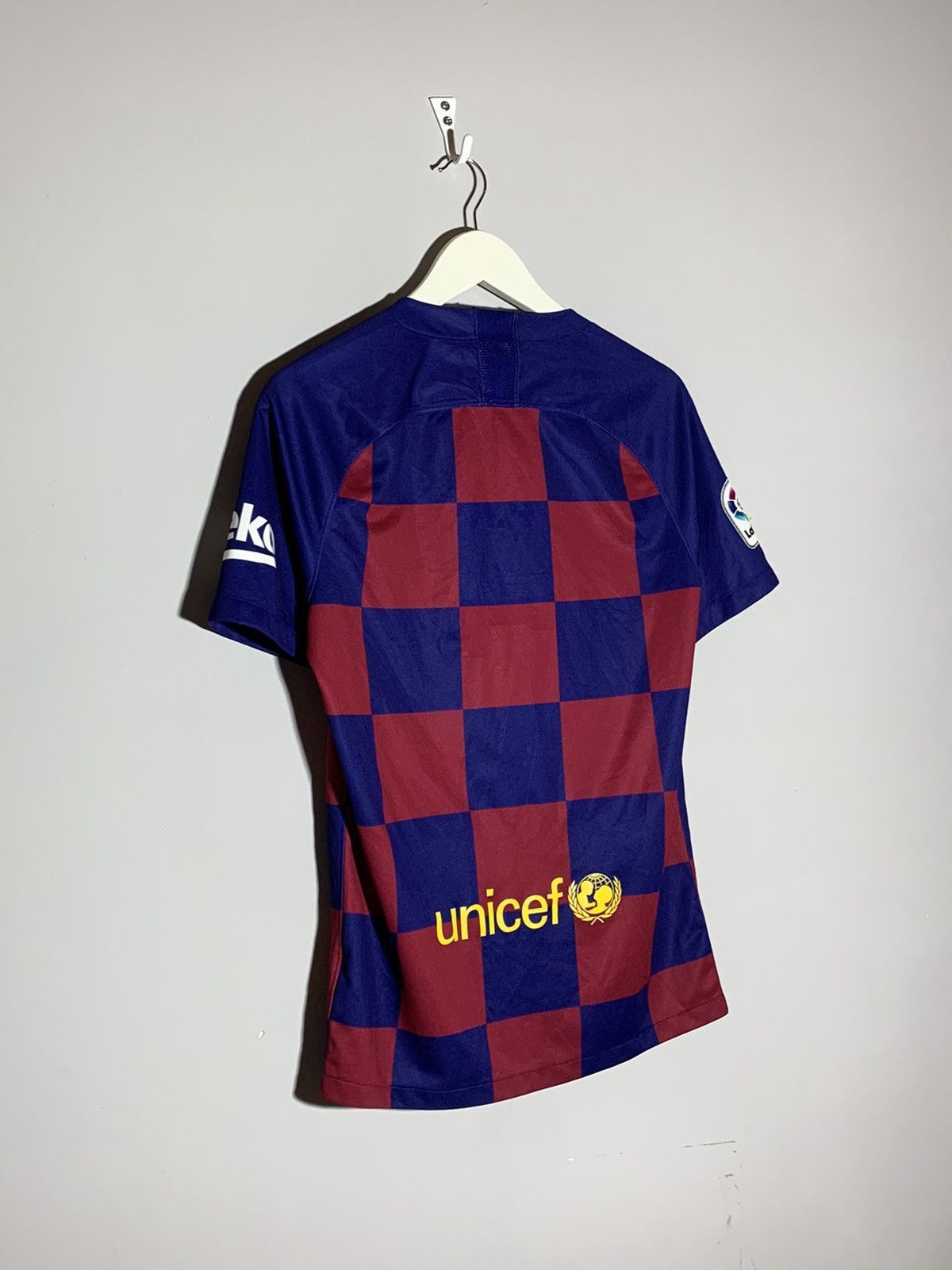 Nike F.C Barcelona Nike 2019/20 Y2k Streetwear Football Shirt Size US S / EU 44-46 / 1 - 6 Thumbnail