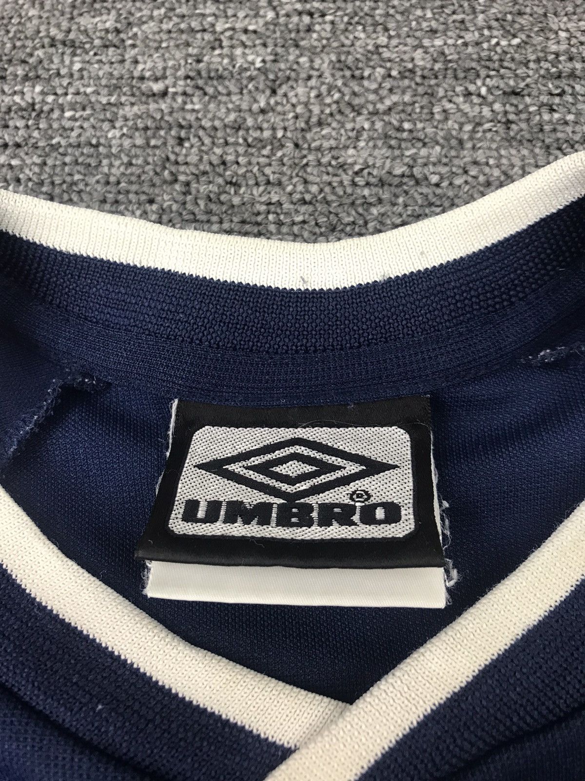 Umbro ENGLAND 1999 2000 2001 FOOTBALL SHIRT SOCCER JERSEY UMBRO,M Size US M / EU 48-50 / 2 - 8 Thumbnail