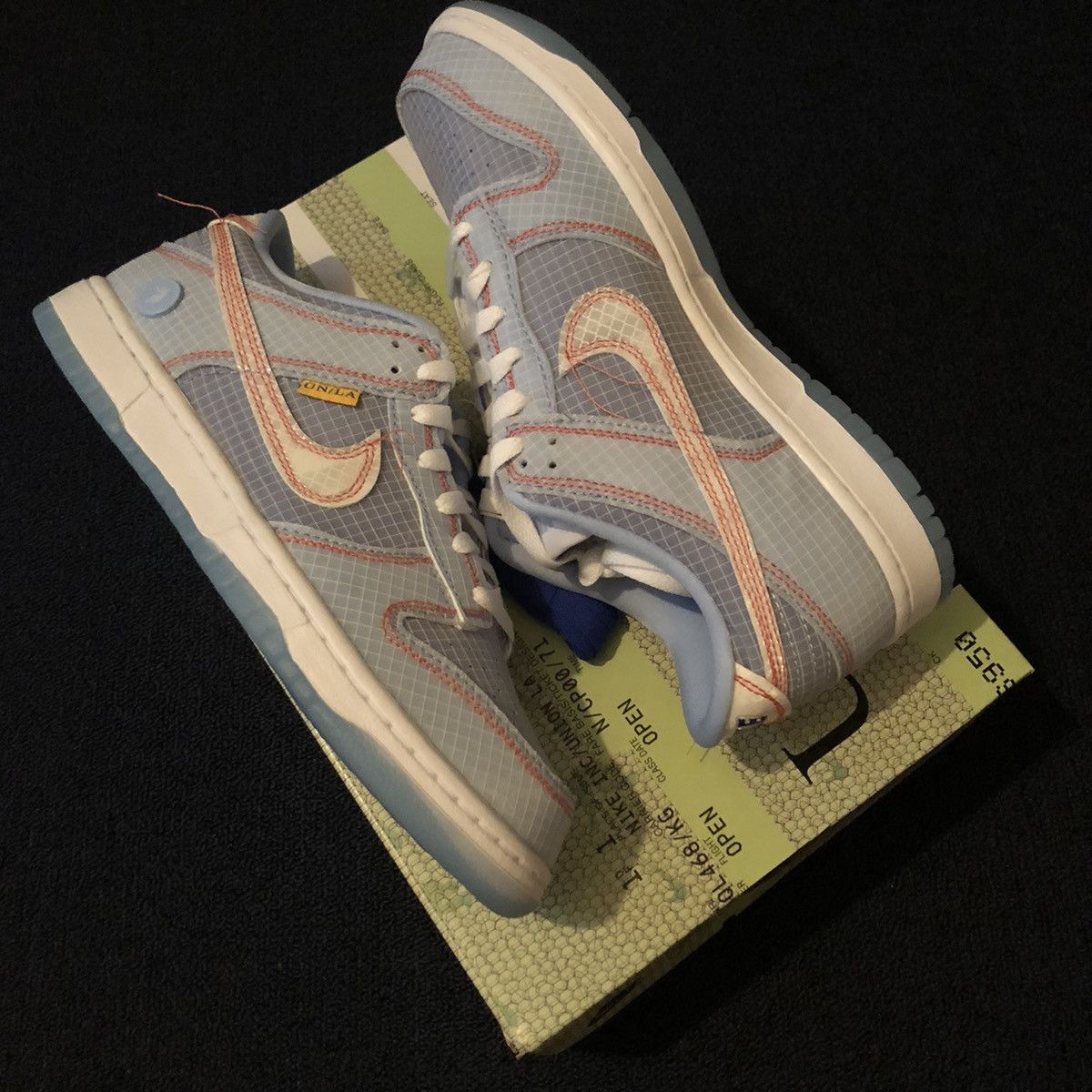 Nike Nike X Union Dunk Low Passport Pack Hyper Royal Shoes Size 8 Size US 8 / EU 41 - 2 Thumbnail