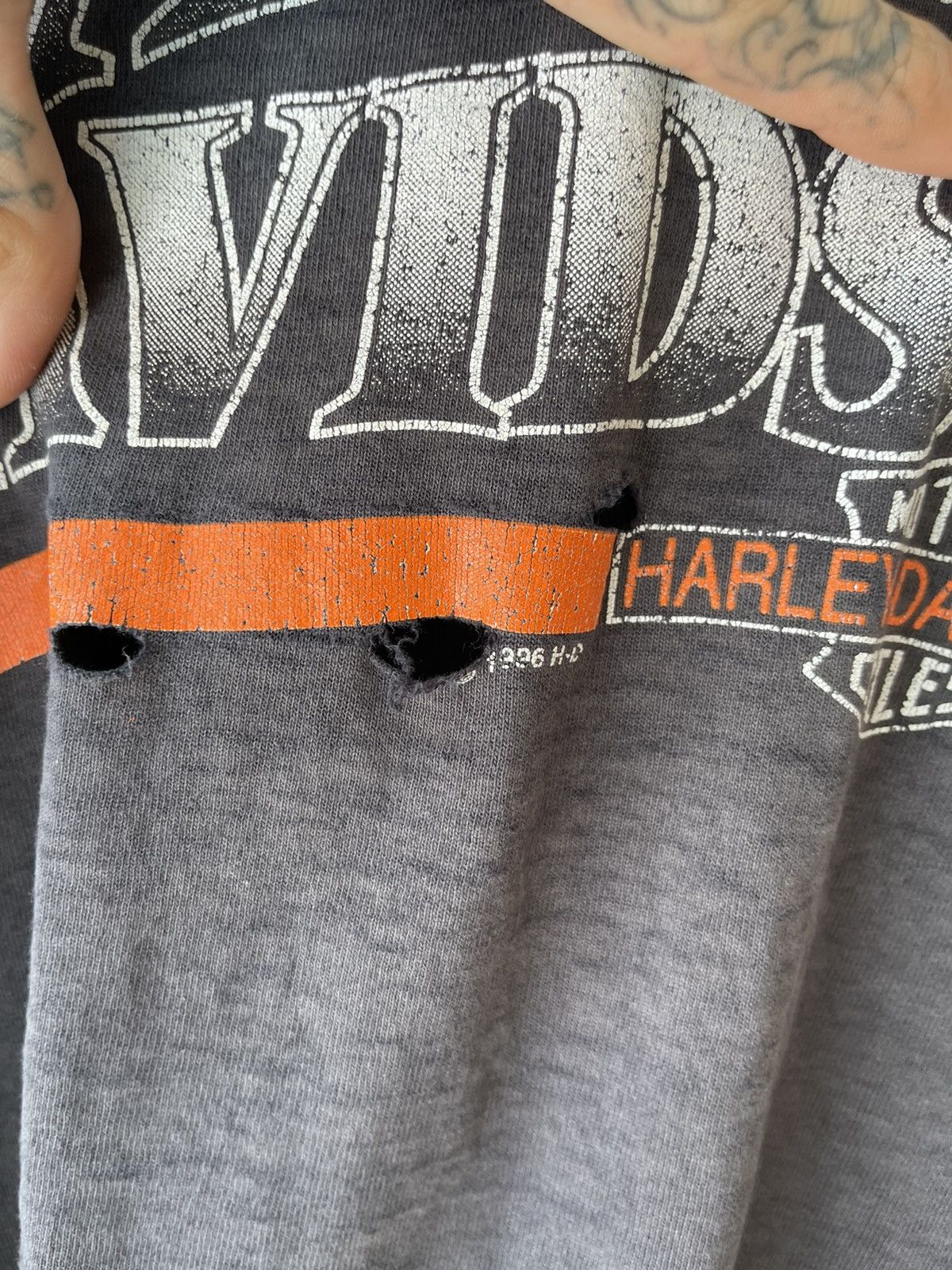 Harley Davidson × Vintage Vintage THRASHED Harley Davidson Tank Top Sleeveless Shirt Size US L / EU 52-54 / 3 - 3 Thumbnail