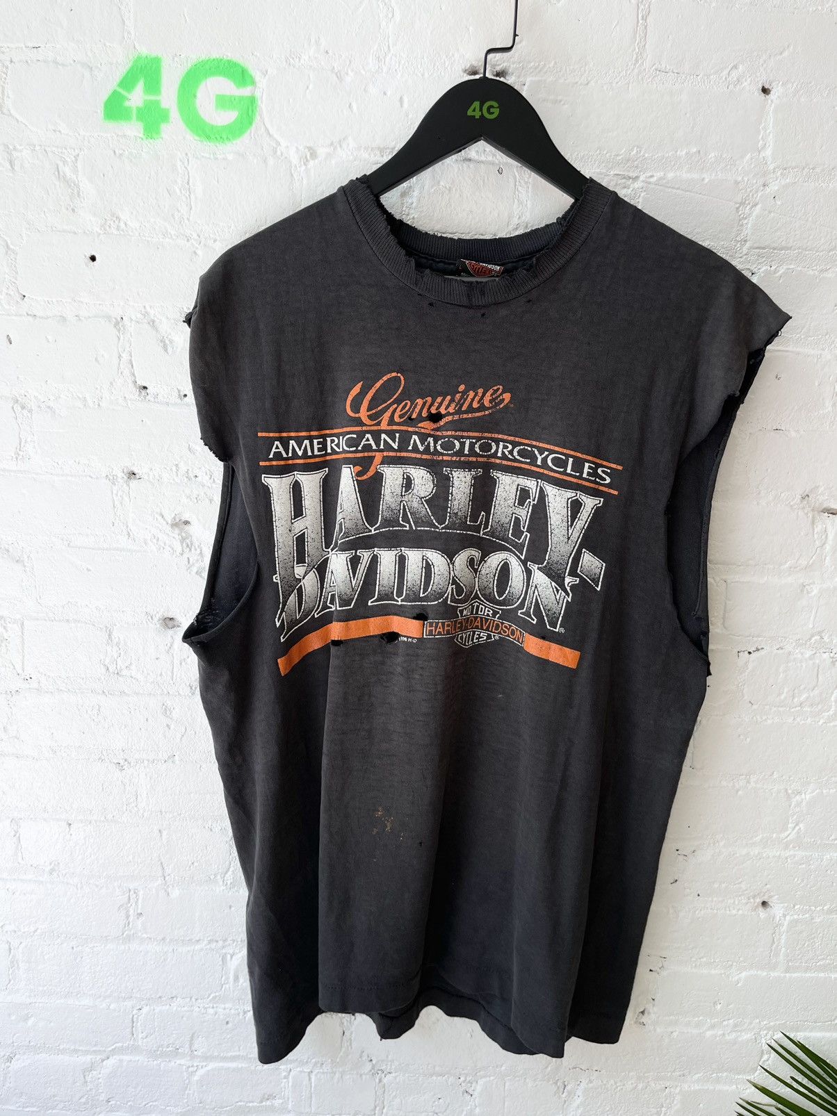 Harley Davidson × Vintage Vintage THRASHED Harley Davidson Tank Top Sleeveless Shirt Size US L / EU 52-54 / 3 - 1 Thumbnail