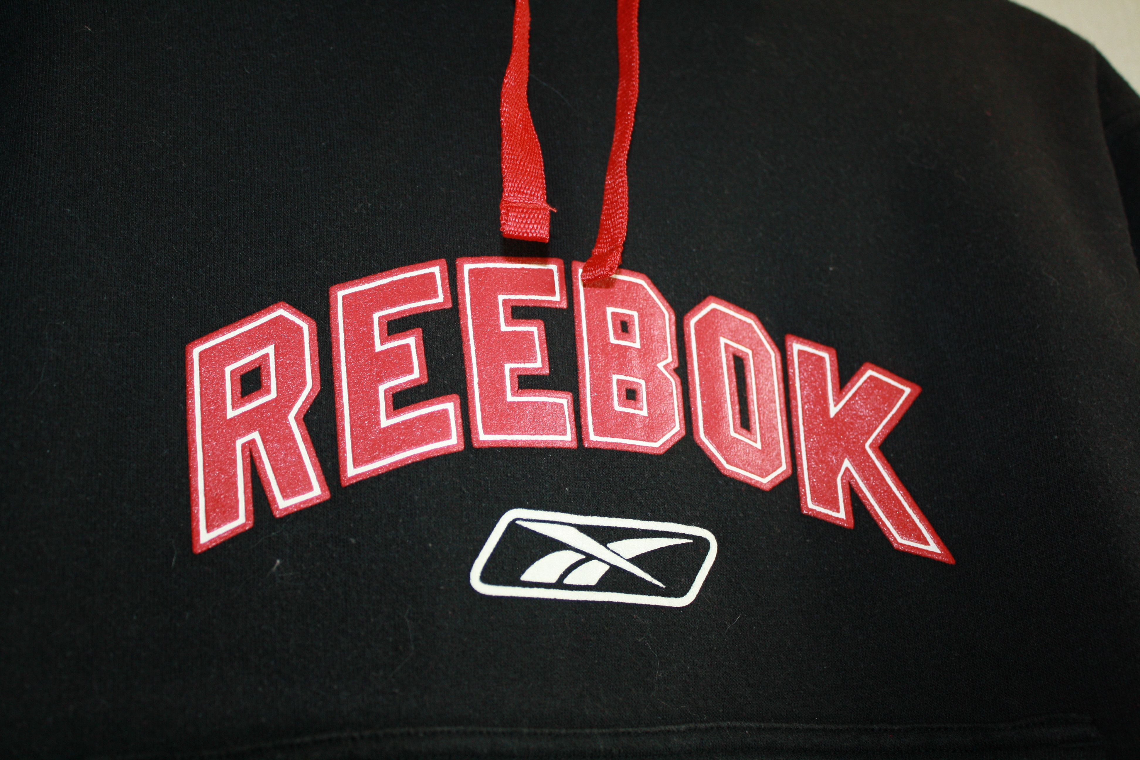 Reebok Vintage Reebok Center Logo Hoodie Size US S / EU 44-46 / 1 - 7 Thumbnail