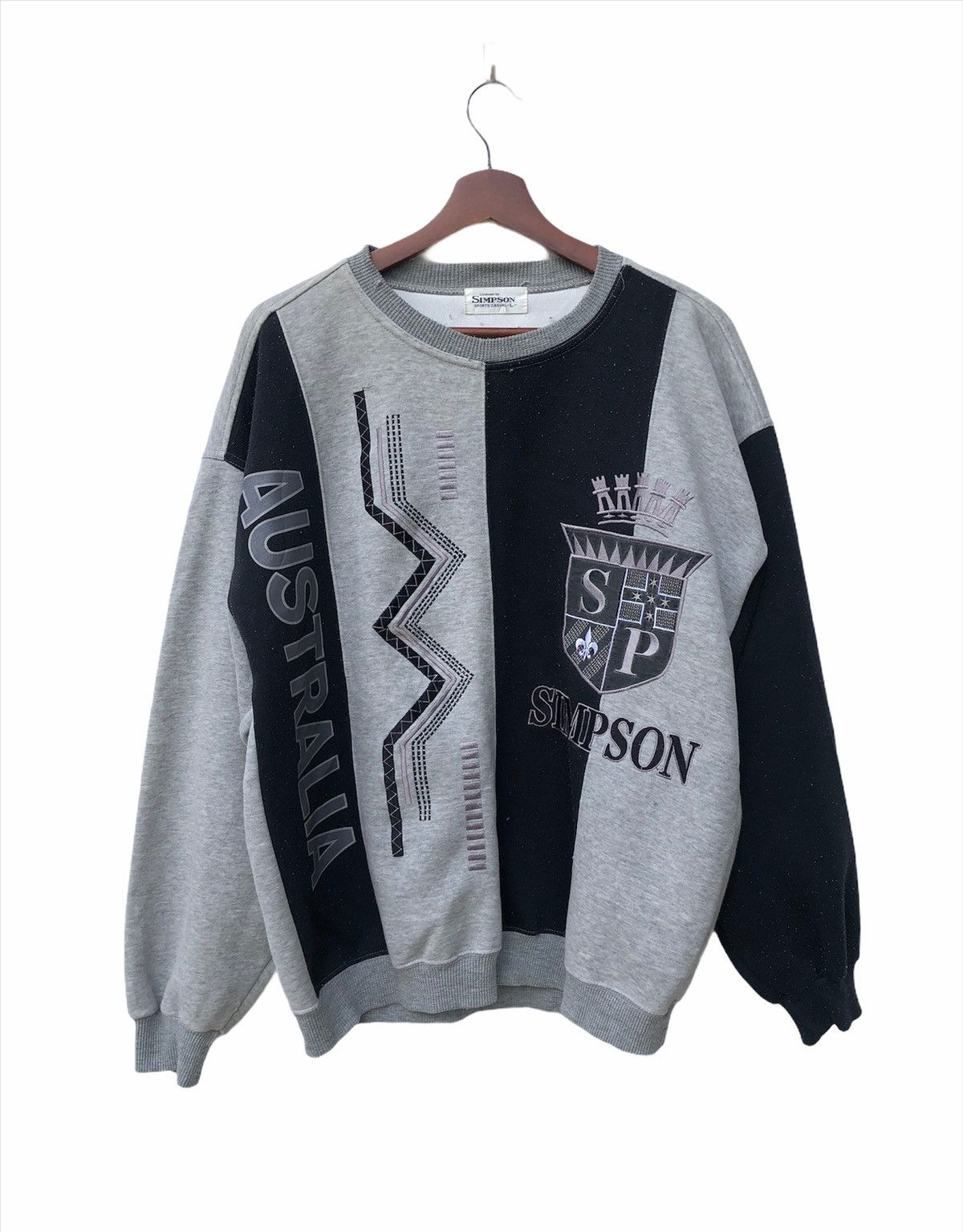 Japanese Brand Japanese Brand Simpson Sweatshirt Australia Logo Size US M / EU 48-50 / 2 - 1 Thumbnail