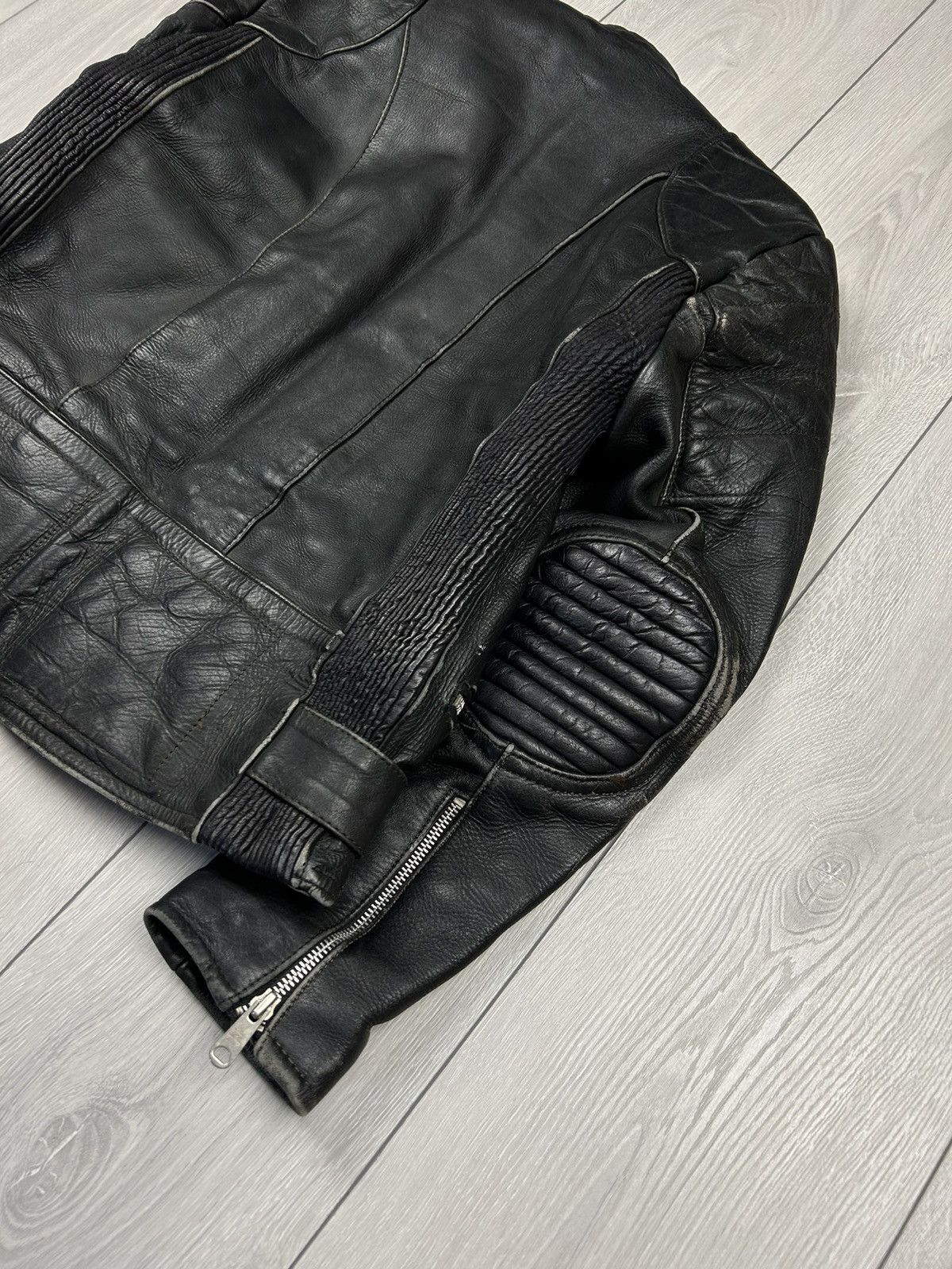 Vintage Leather biker vintage Jacket Black size S Size US S / EU 44-46 / 1 - 8 Thumbnail