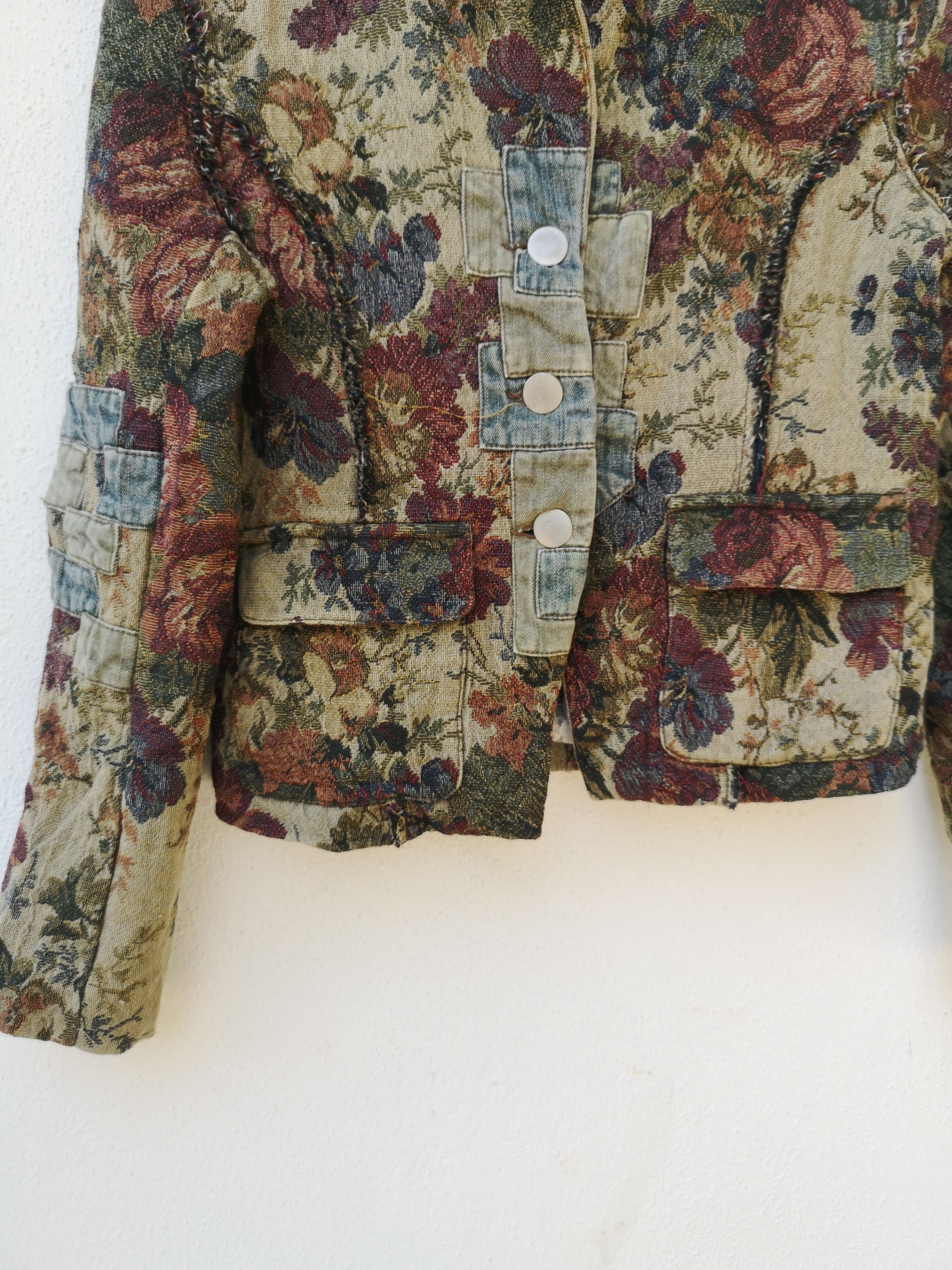 Japanese Brand 🔥Japanese Brand Cropped Pacthwork Floral Jacket Size M / US 6-8 / IT 42-44 - 5 Thumbnail