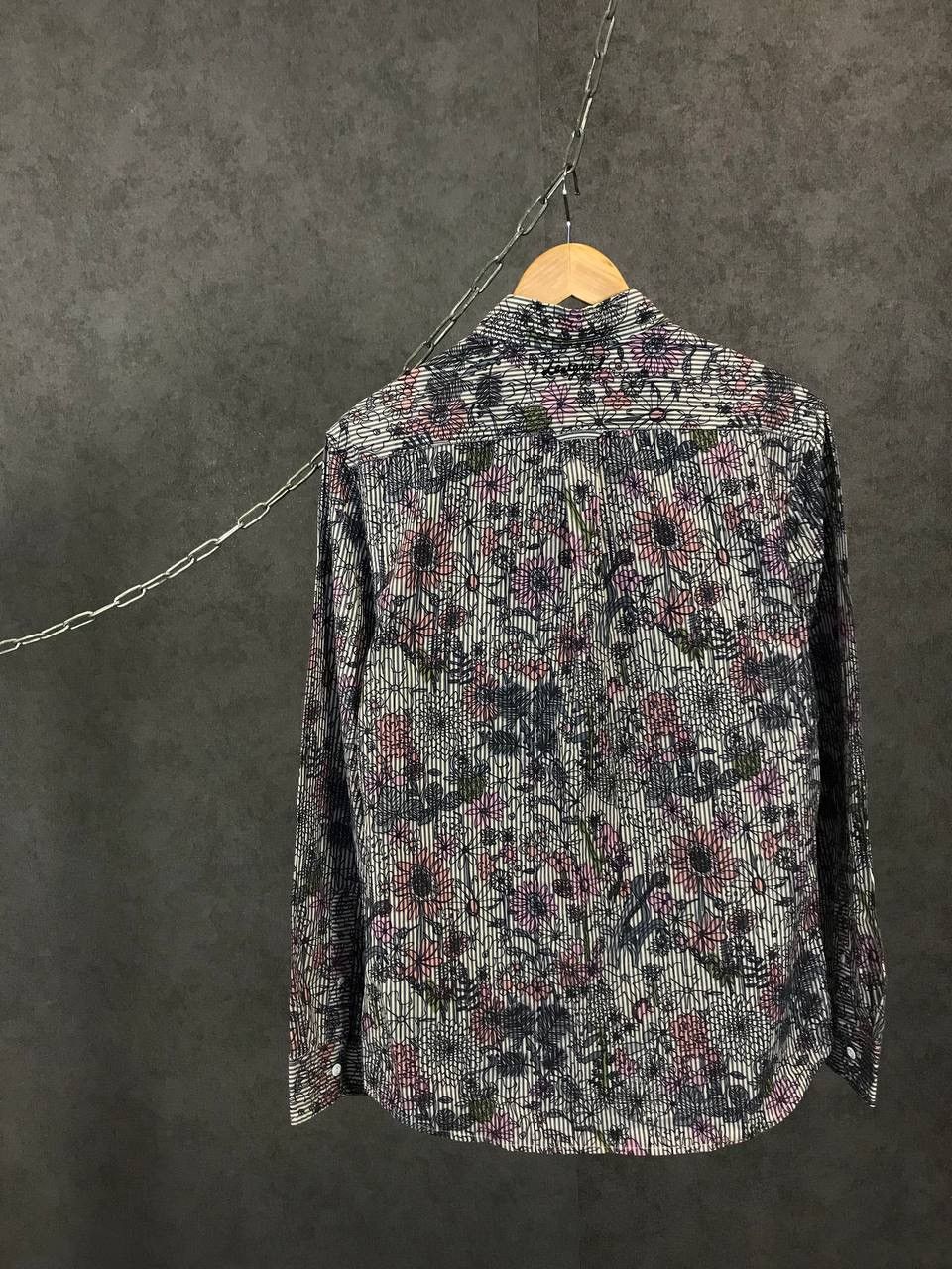 Designer Desigual crazy designer shirt Size US S / EU 44-46 / 1 - 6 Thumbnail