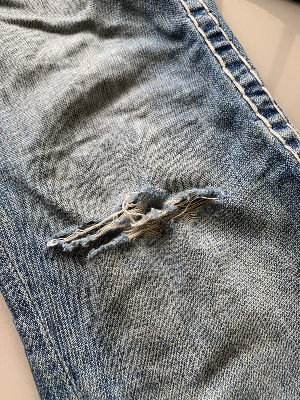 True Religion Vintage True Religion Distressed Denim Pants Size US 29 - 7 Thumbnail