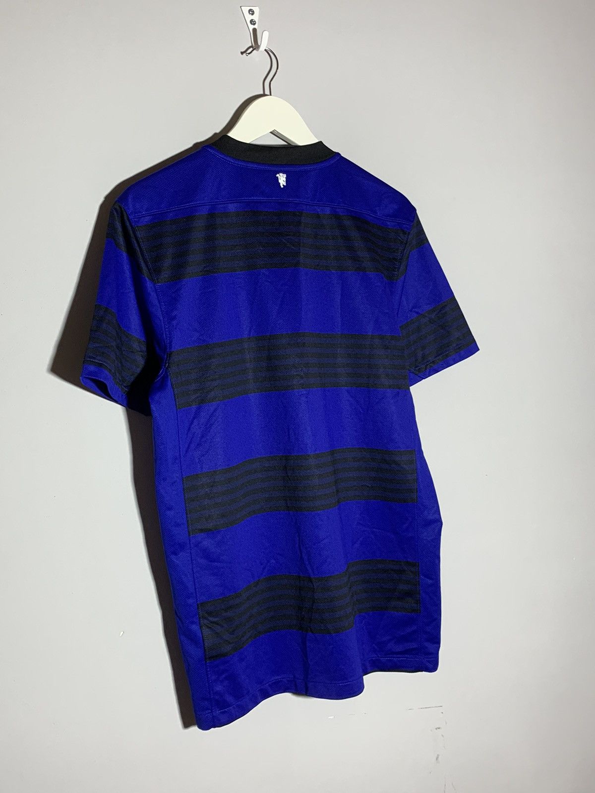 Nike Manchester United Nike 2011/12 Y2k Streetwear Football Shirt Size US M / EU 48-50 / 2 - 6 Thumbnail