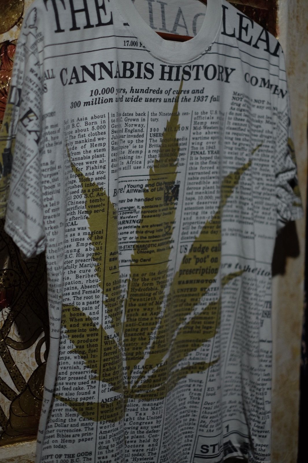 Vintage Vintage Cannabis History OVP size L Size US L / EU 52-54 / 3 - 2 Thumbnail