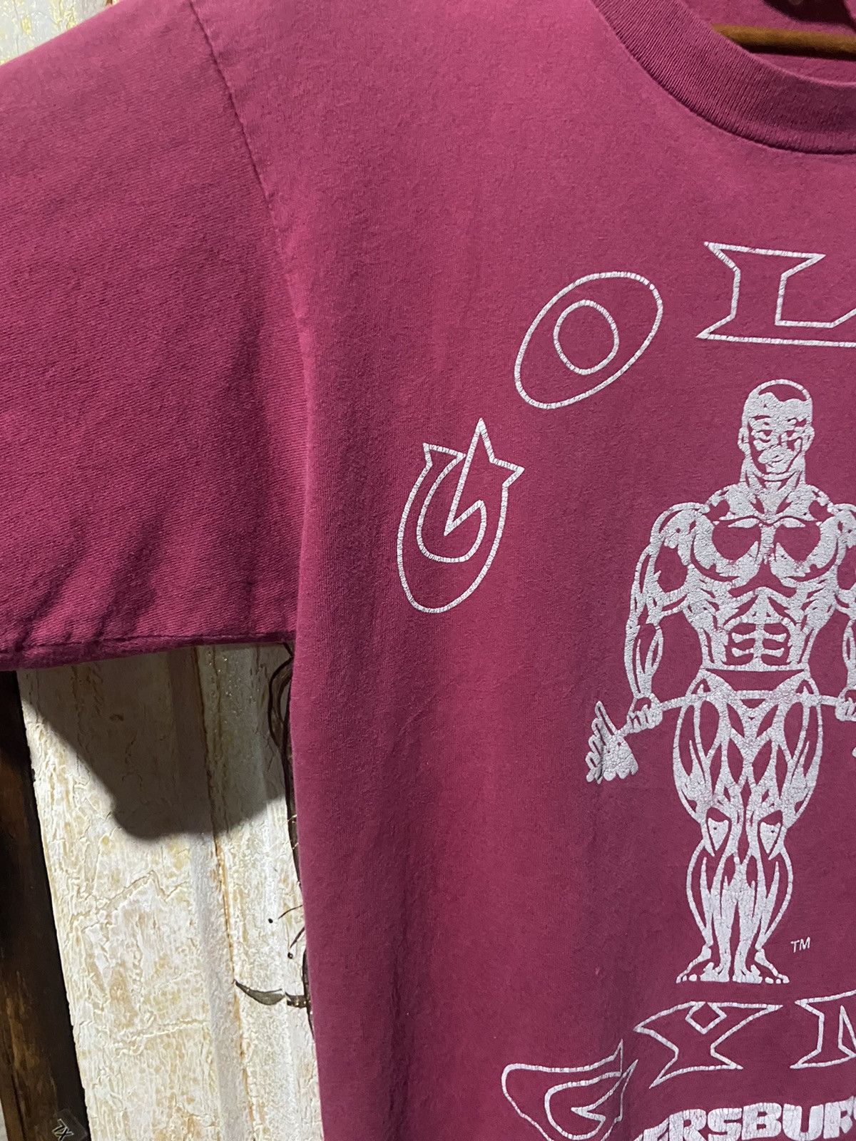 Vintage 💥Vintage 90s💥 Goldgym classic gym burgundy nice fade size M Size US M / EU 48-50 / 2 - 4 Thumbnail
