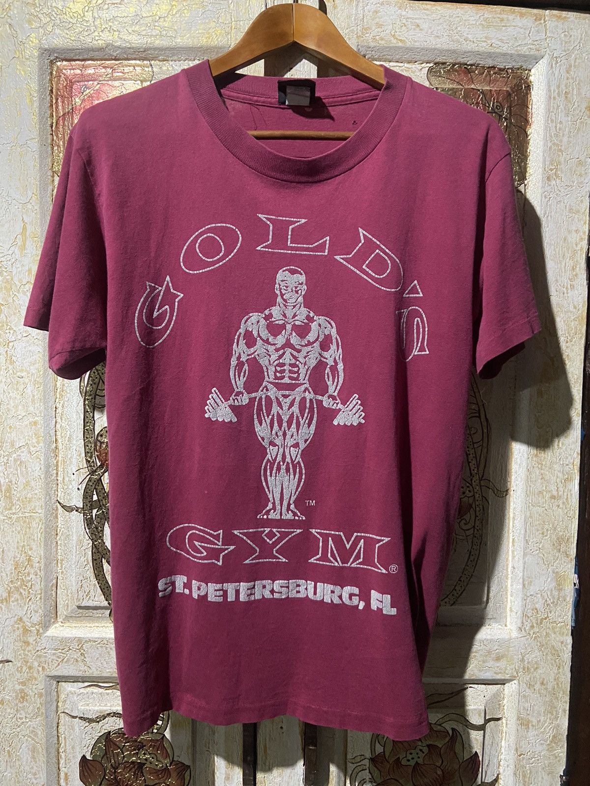 Vintage 💥Vintage 90s💥 Goldgym classic gym burgundy nice fade size M Size US M / EU 48-50 / 2 - 1 Thumbnail