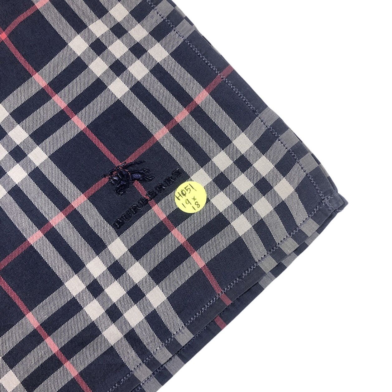 Burberry Burberry Novacheck Checkered Handkerchief Pocketsquare Size ONE SIZE - 4 Thumbnail