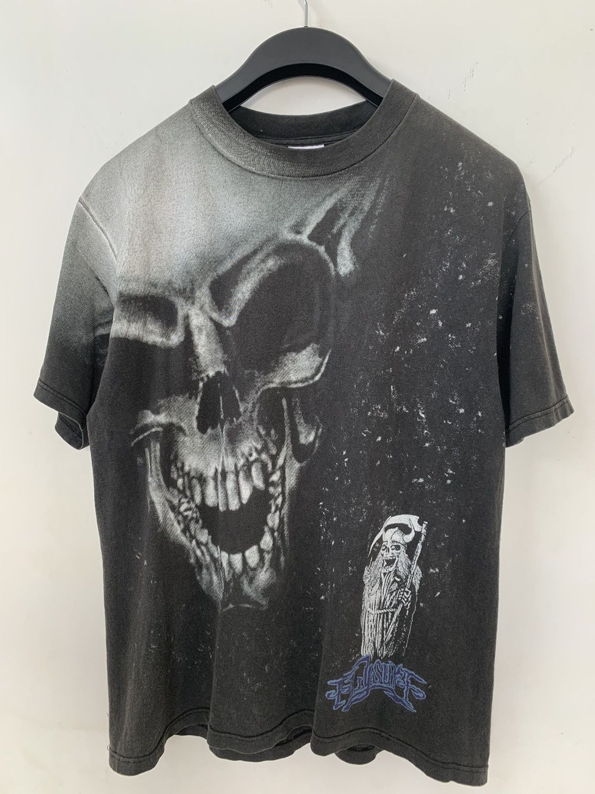 image of Archival Clothing x Bones Vintage 90's Flysurf Skull All Over Print T-Shirt in Black (Size Large)
