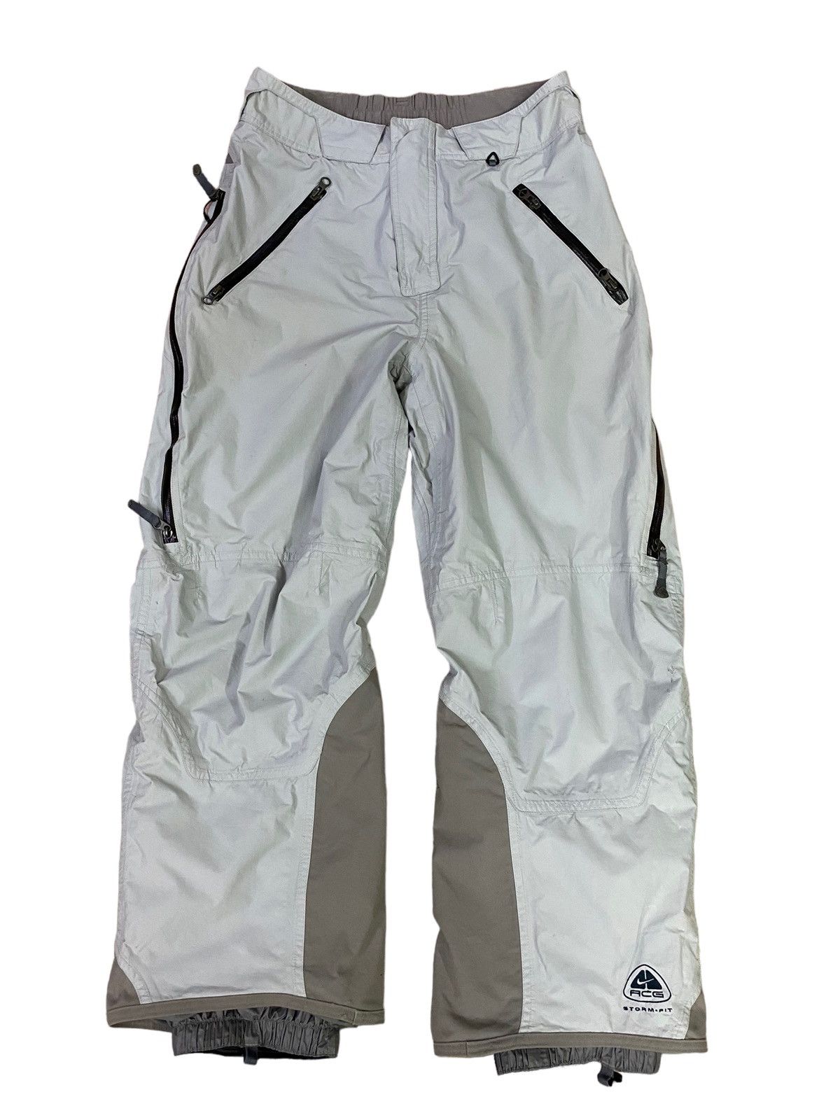 image of Vintage Nike Acg Storm Fit Ski Pants in Grey, Men's (Size 33)