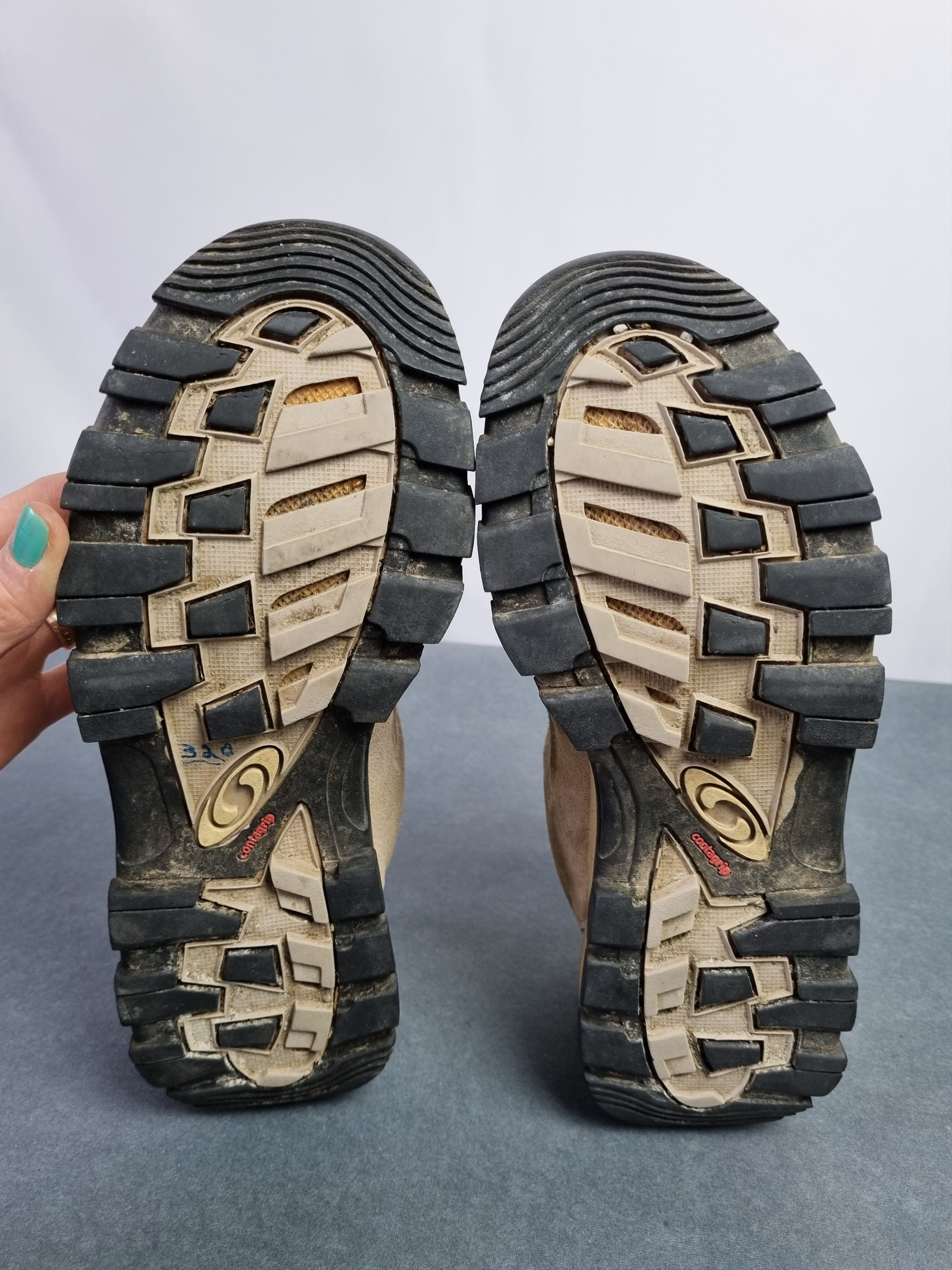 Salomon × Vintage Rare size 2002 Salomon Hiking Tracking Sneakers Size US 6 / EU 39 - 3 Thumbnail
