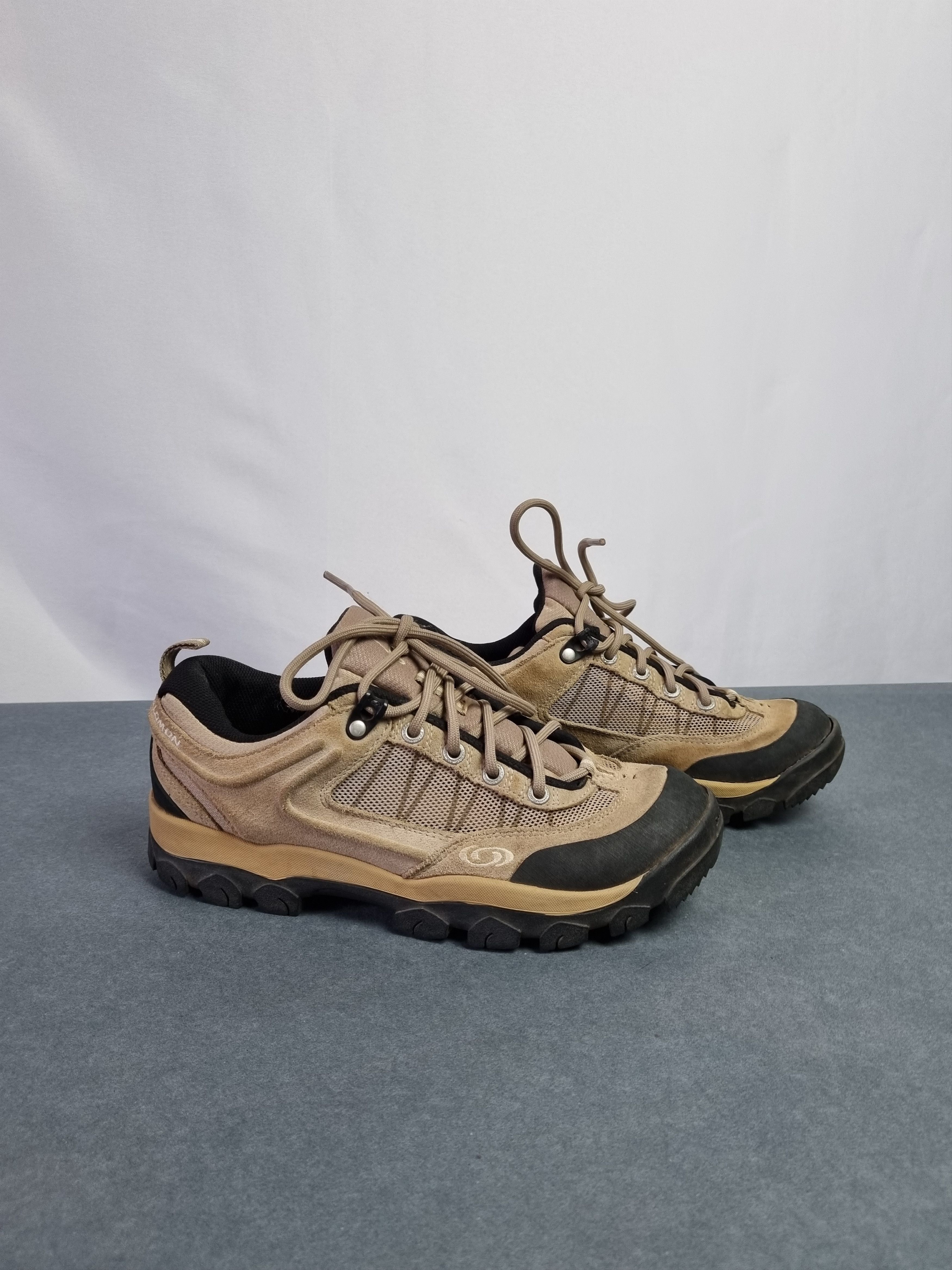 Salomon × Vintage Rare size 2002 Salomon Hiking Tracking Sneakers Size US 6 / EU 39 - 1 Thumbnail