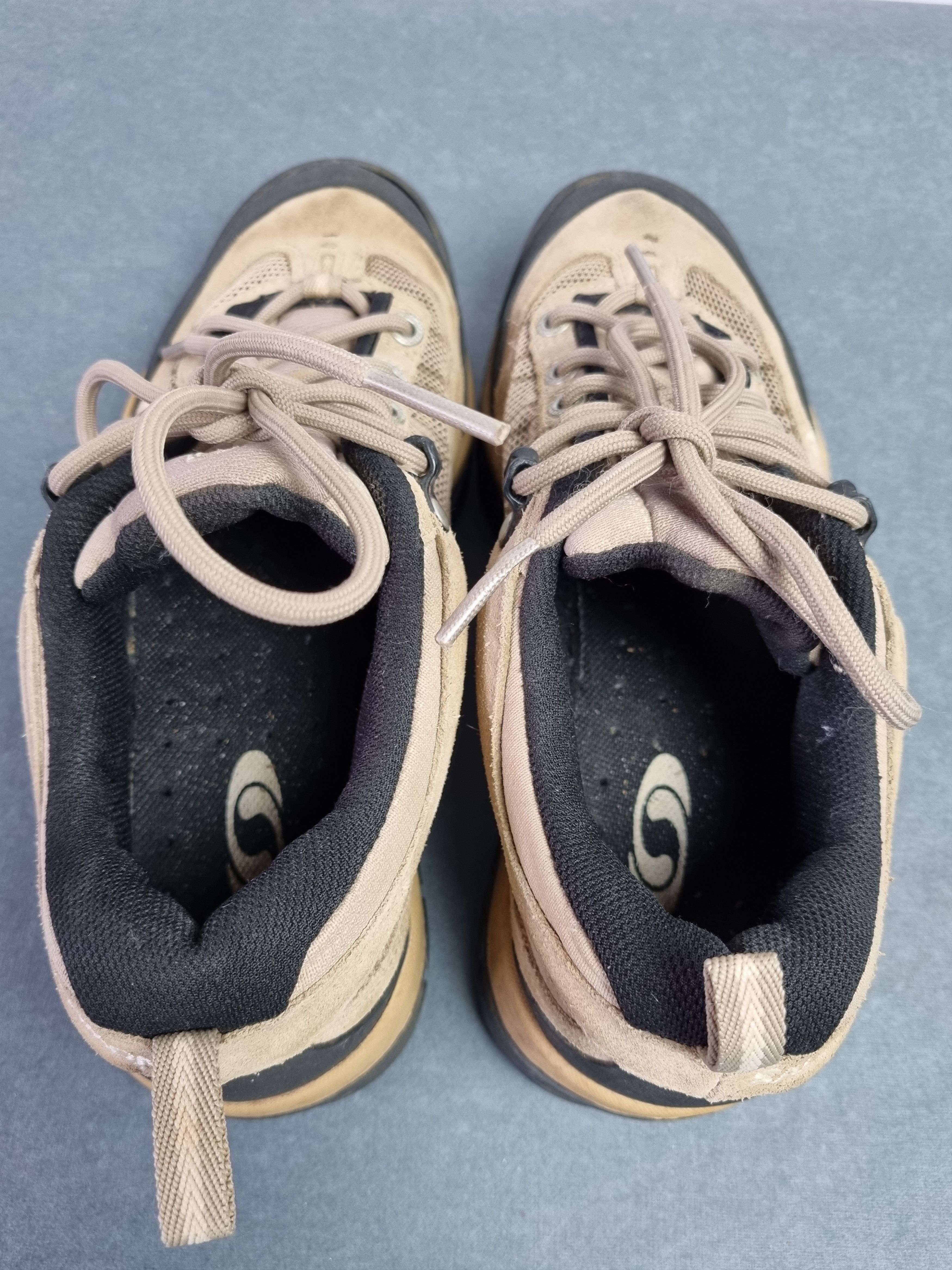 Salomon × Vintage Rare size 2002 Salomon Hiking Tracking Sneakers Size US 6 / EU 39 - 7 Thumbnail