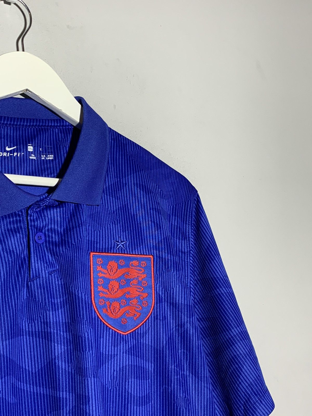 Nike England Nike Away 2020 Y2k Streetwear Football Shirt Size US XL / EU 56 / 4 - 4 Thumbnail