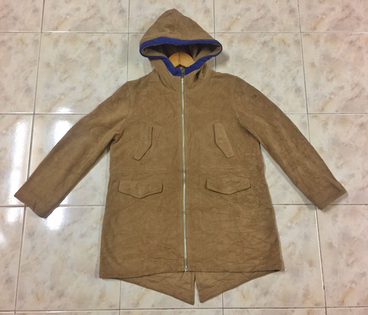 Undercover × Uniqlo Uniqlo x Undercover Jun Takahashi Hoodie Size US S / EU 44-46 / 1 - 1 Thumbnail
