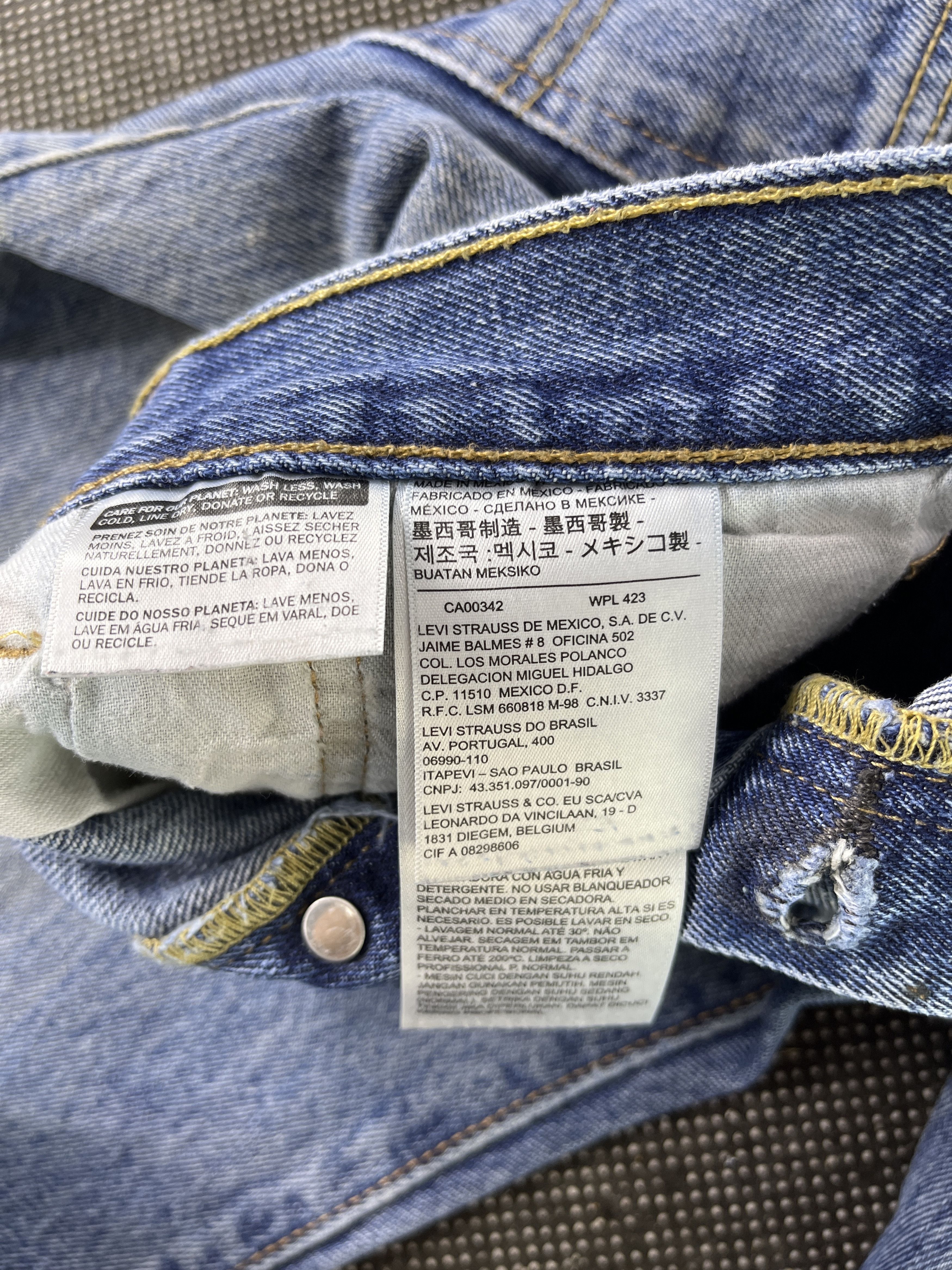 Levi's Vintage Levis 501 Painted Ripped Jeans - J285 Size US 34 / EU 50 - 8 Thumbnail