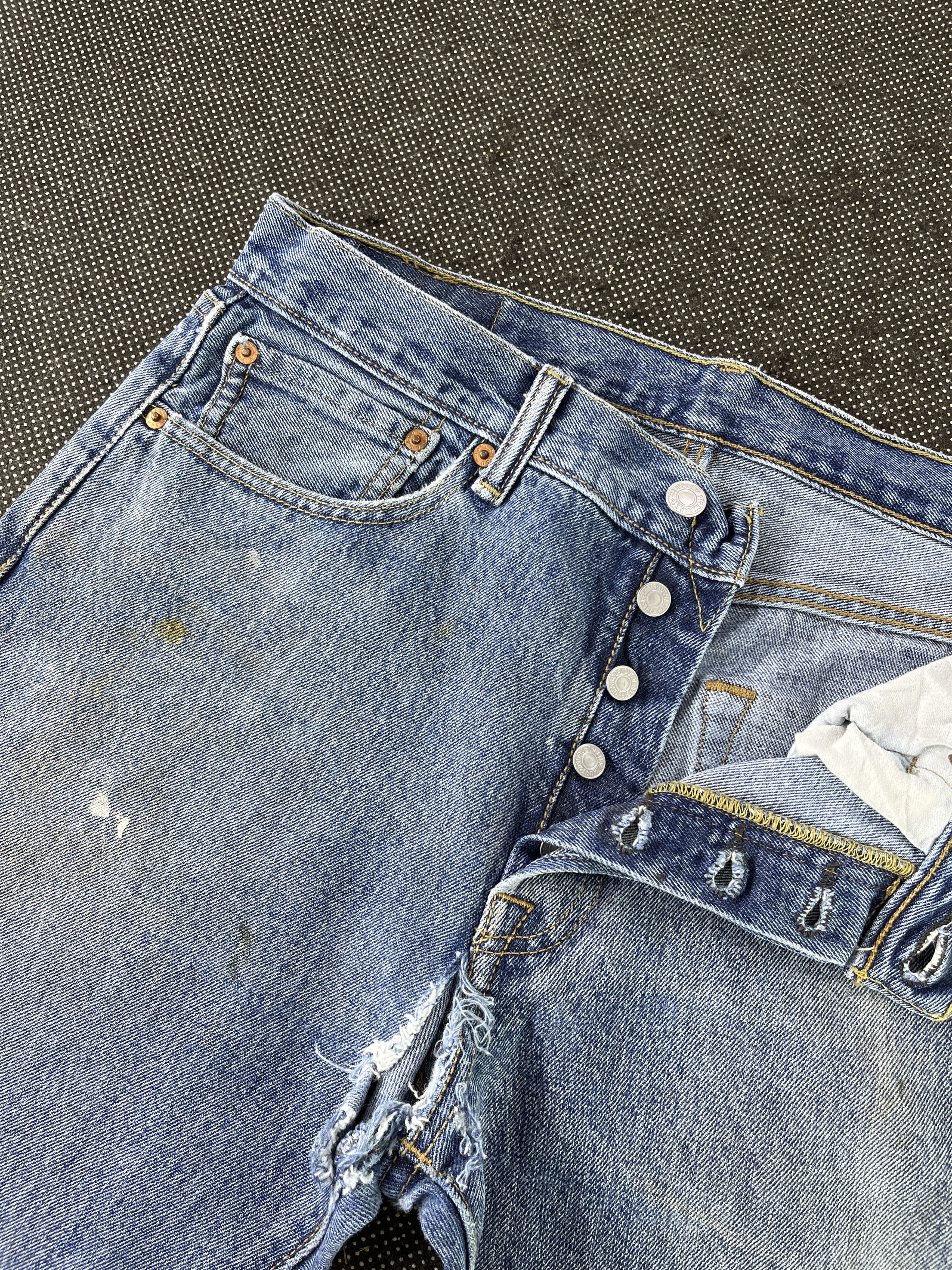 Levi's Vintage Levis 501 Painted Ripped Jeans - J285 Size US 34 / EU 50 - 7 Thumbnail