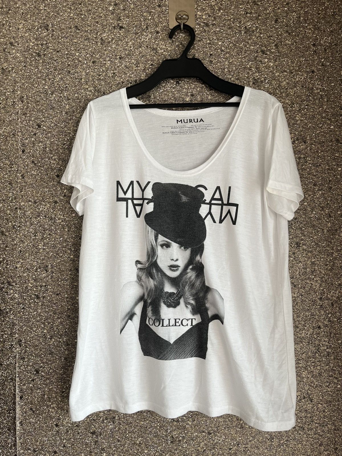 image of Murua Ft72 in White, Men's (Size Medium)