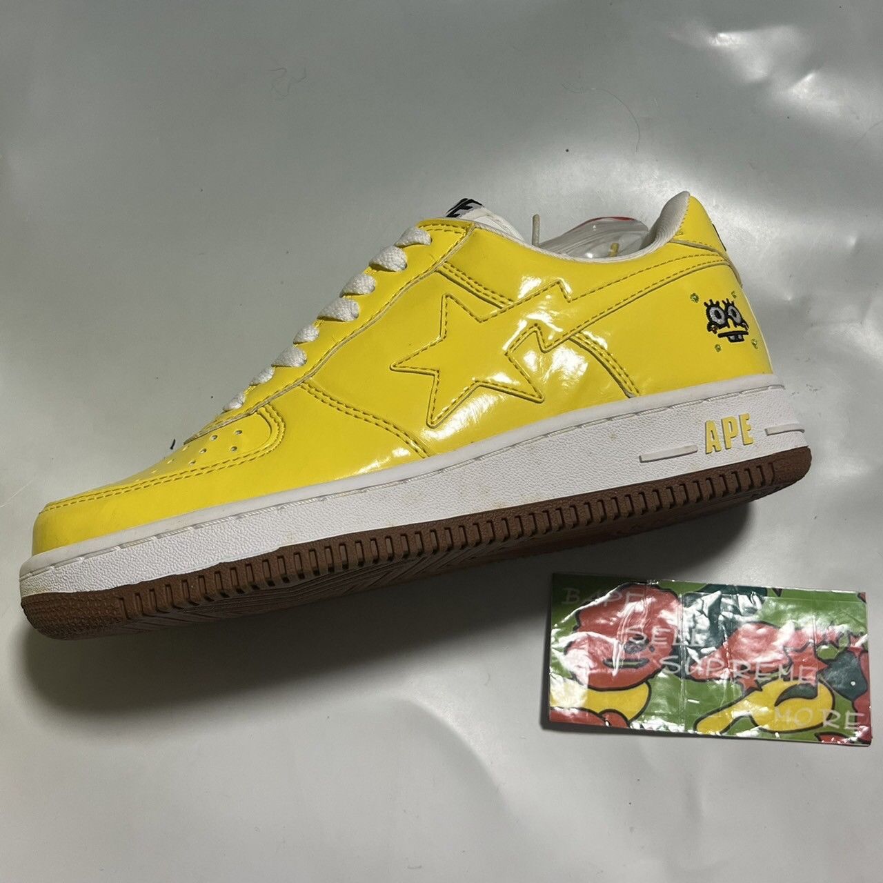 Bape 2008 spongebob BAPE Sta yellow patent leather Size US 6 / EU 39 - 2 Thumbnail
