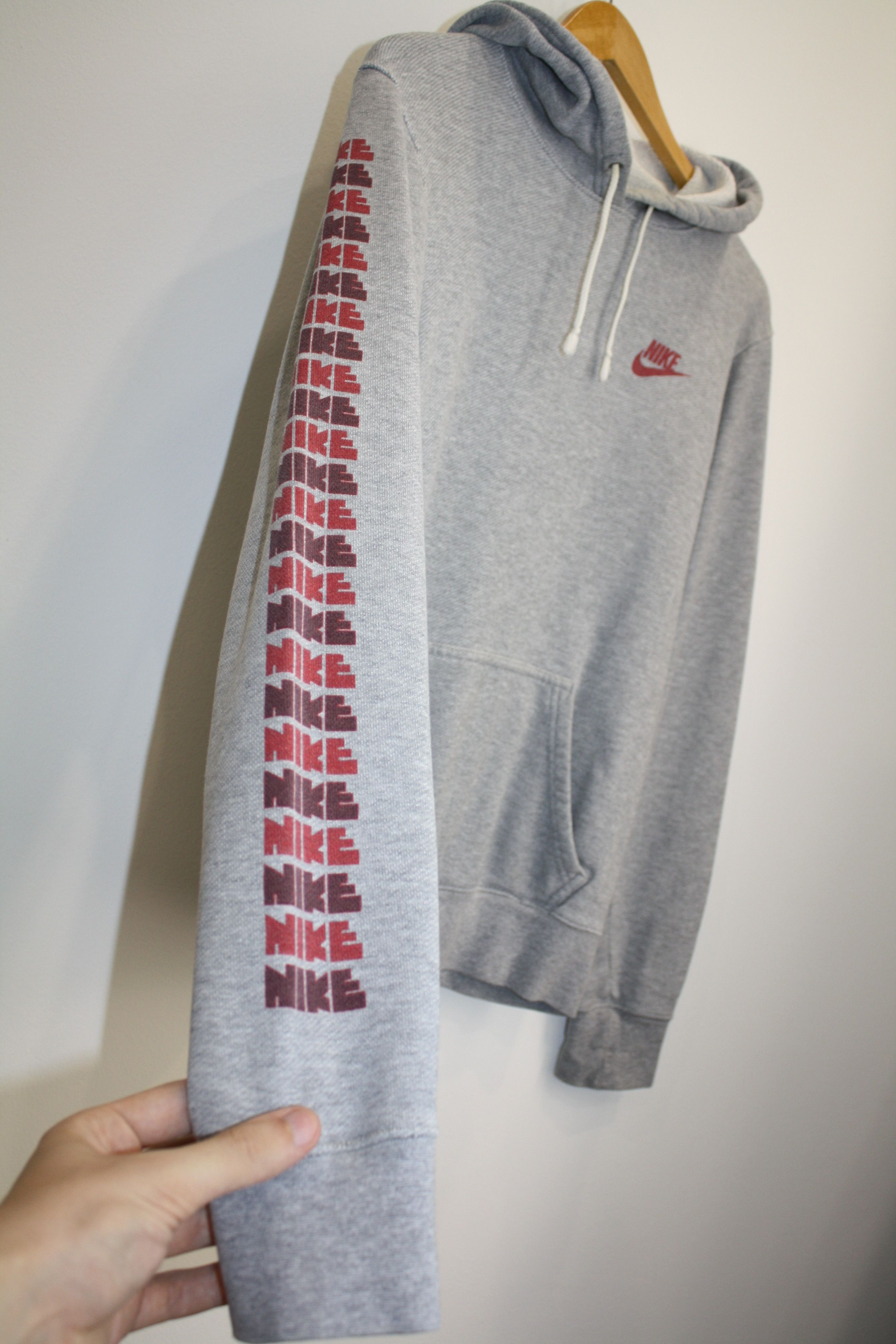 Nike Nike Grey Hoodie Monogram Sleeve Logo Size US S / EU 44-46 / 1 - 3 Thumbnail