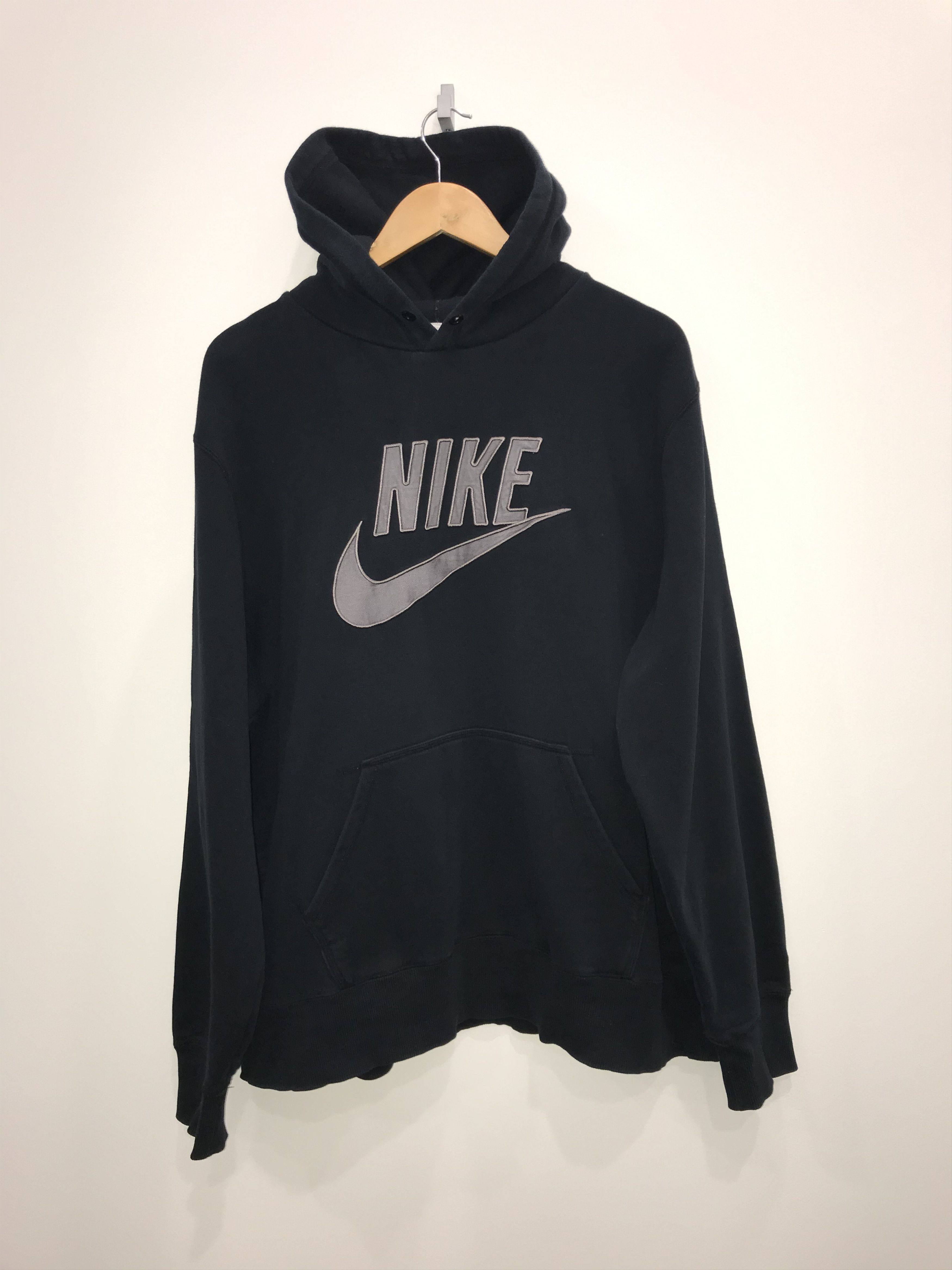 Nike Vintage Nike Big Logo Hoodie Navy Size US XXL / EU 58 / 5 - 1 Thumbnail