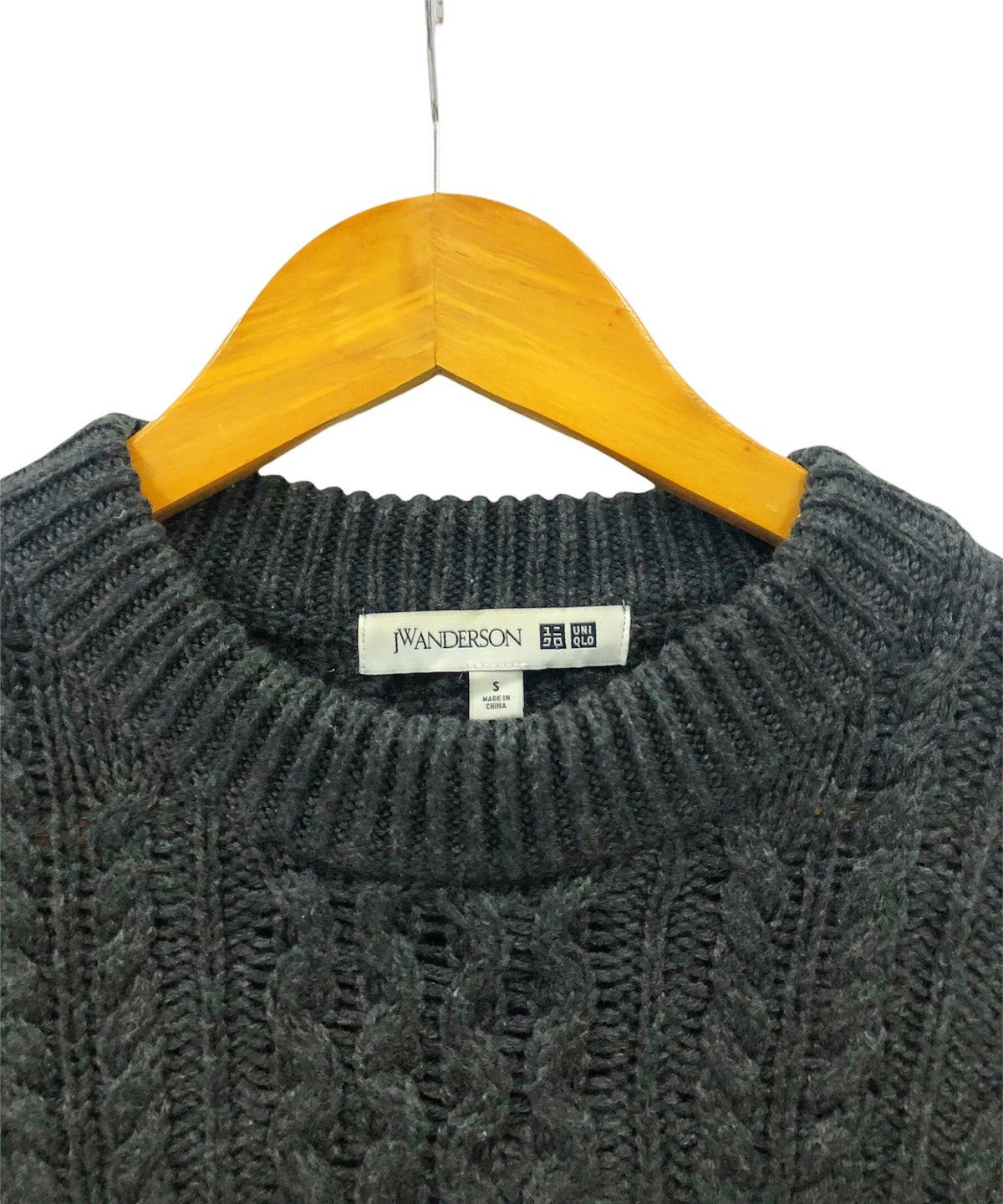 JW Anderson × Uniqlo 🔥Rare🔥✅ J.W Anderson x Uniqlo cable knit jumper Size US S / EU 44-46 / 1 - 5 Thumbnail