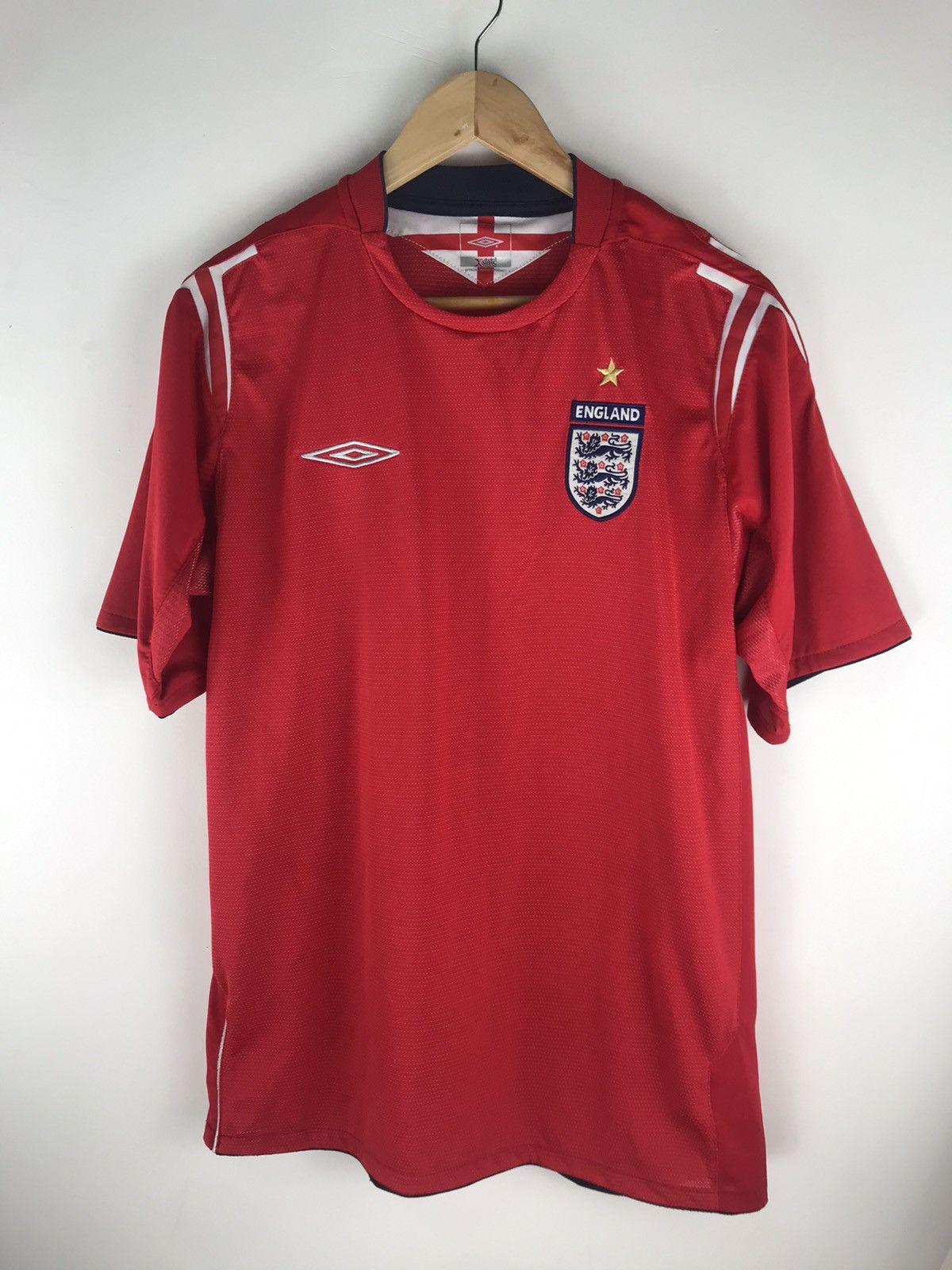 Umbro England Jersey 2004 2006 Away LARGE Shirt Football Umbro Size US L / EU 52-54 / 3 - 1 Thumbnail
