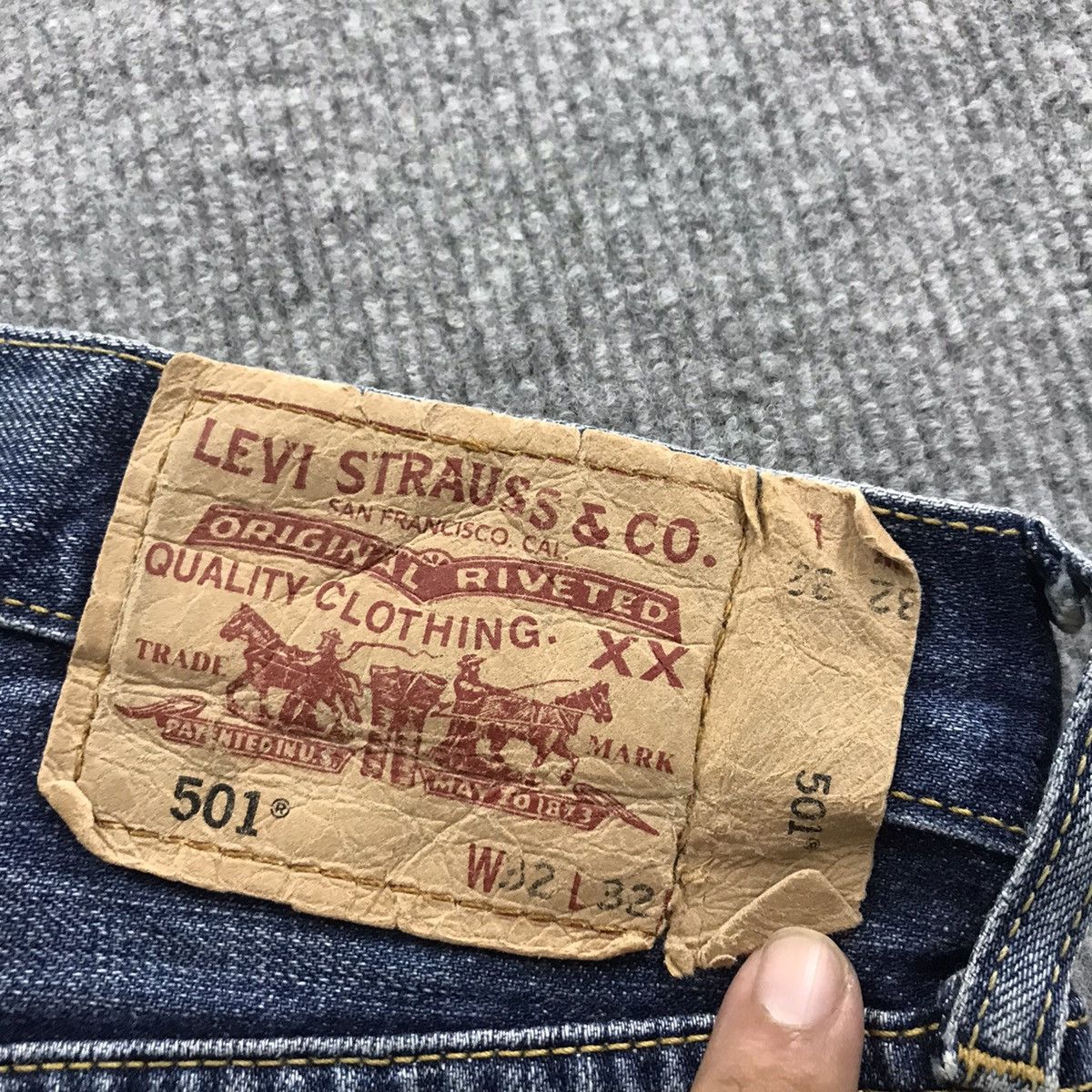 Levi's Vintage Clothing × Vintage BAGGY💥Levi’s 501 Blue Faded denim pants Size US 34 / EU 50 - 15 Thumbnail