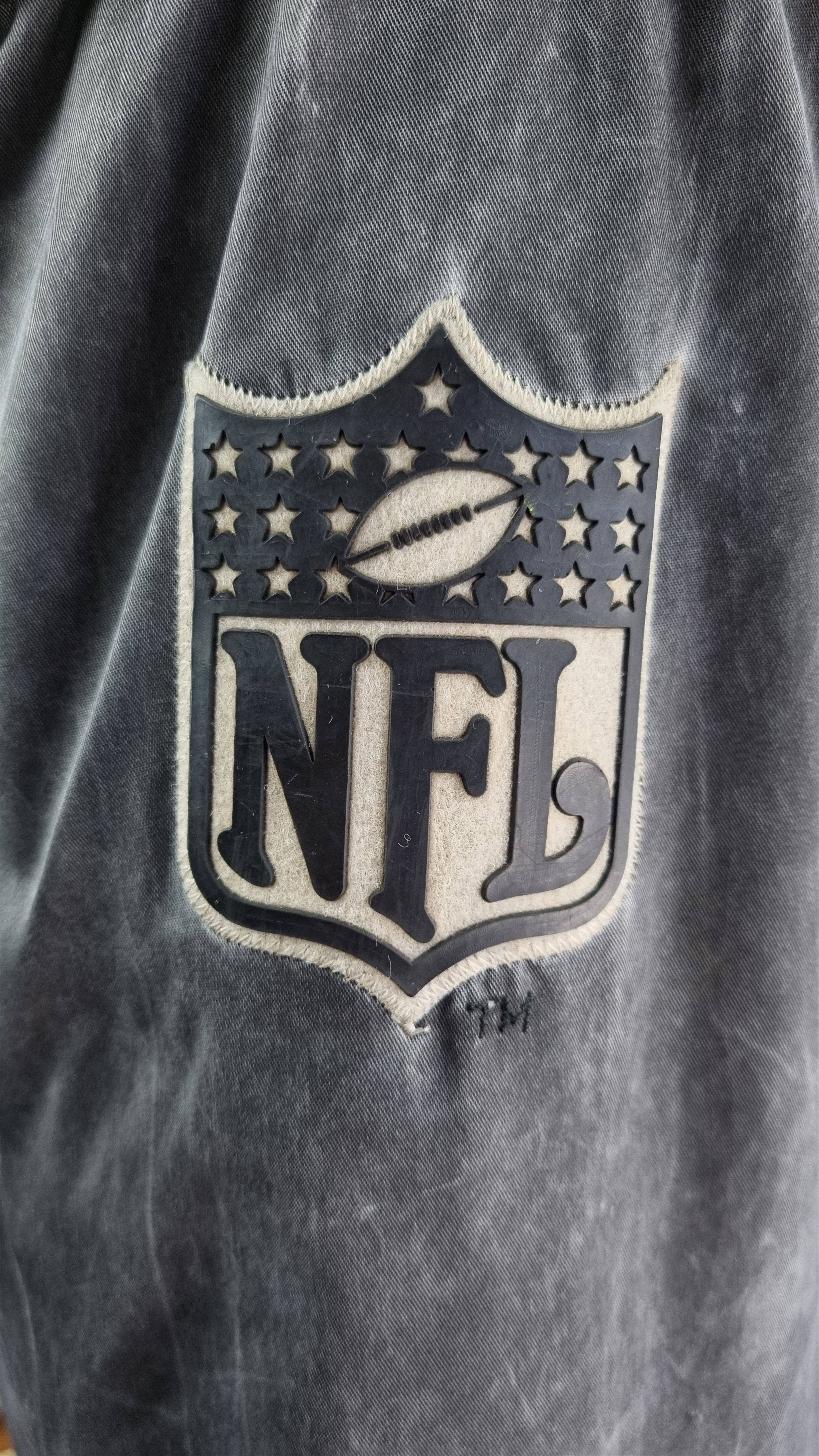 NFL × Vintage 1991 Faded RAIDERS NFL Los Angeles Embroided Logo Bomber Size US M / EU 48-50 / 2 - 10 Thumbnail