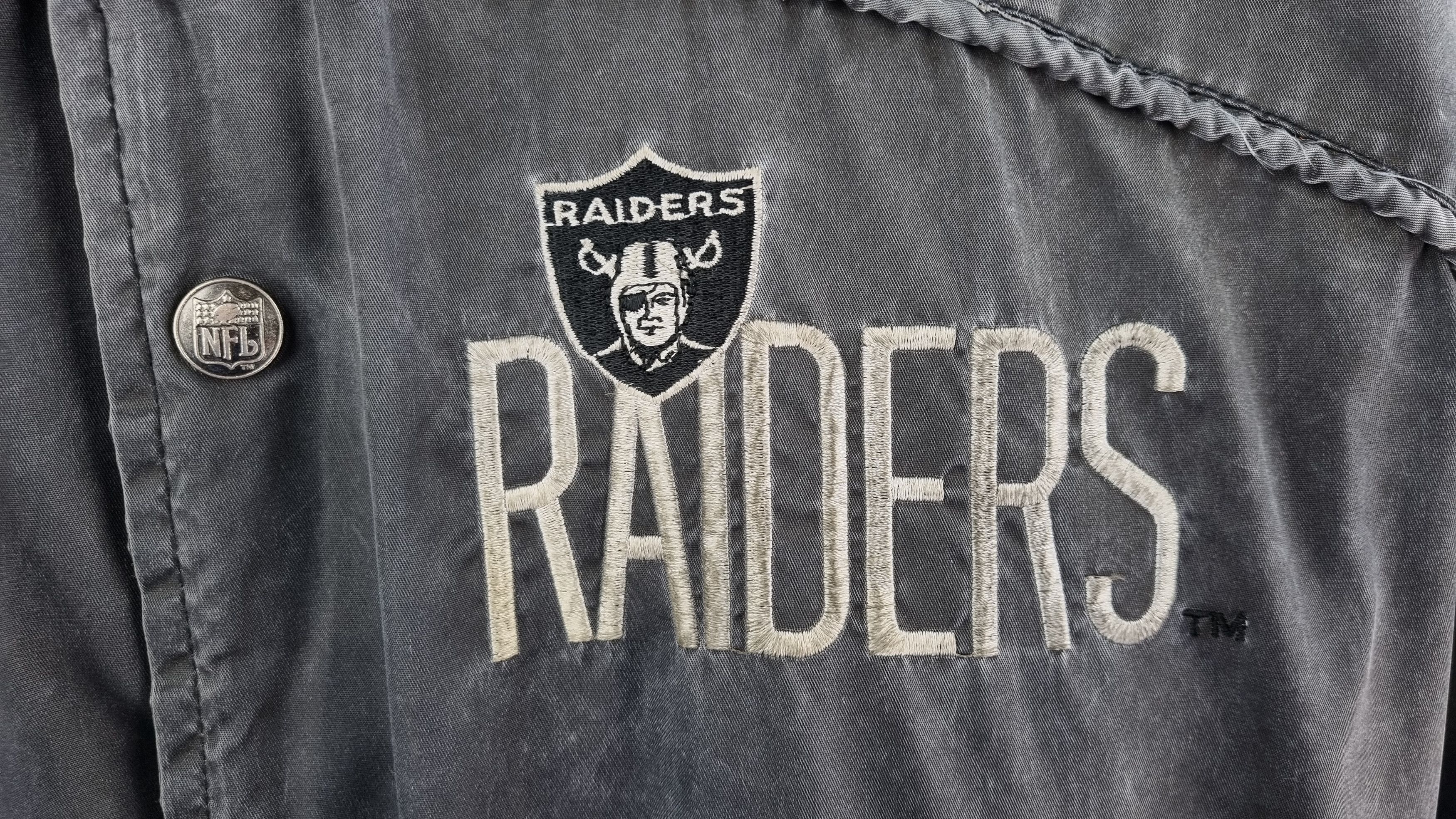 NFL × Vintage 1991 Faded RAIDERS NFL Los Angeles Embroided Logo Bomber Size US M / EU 48-50 / 2 - 12 Thumbnail