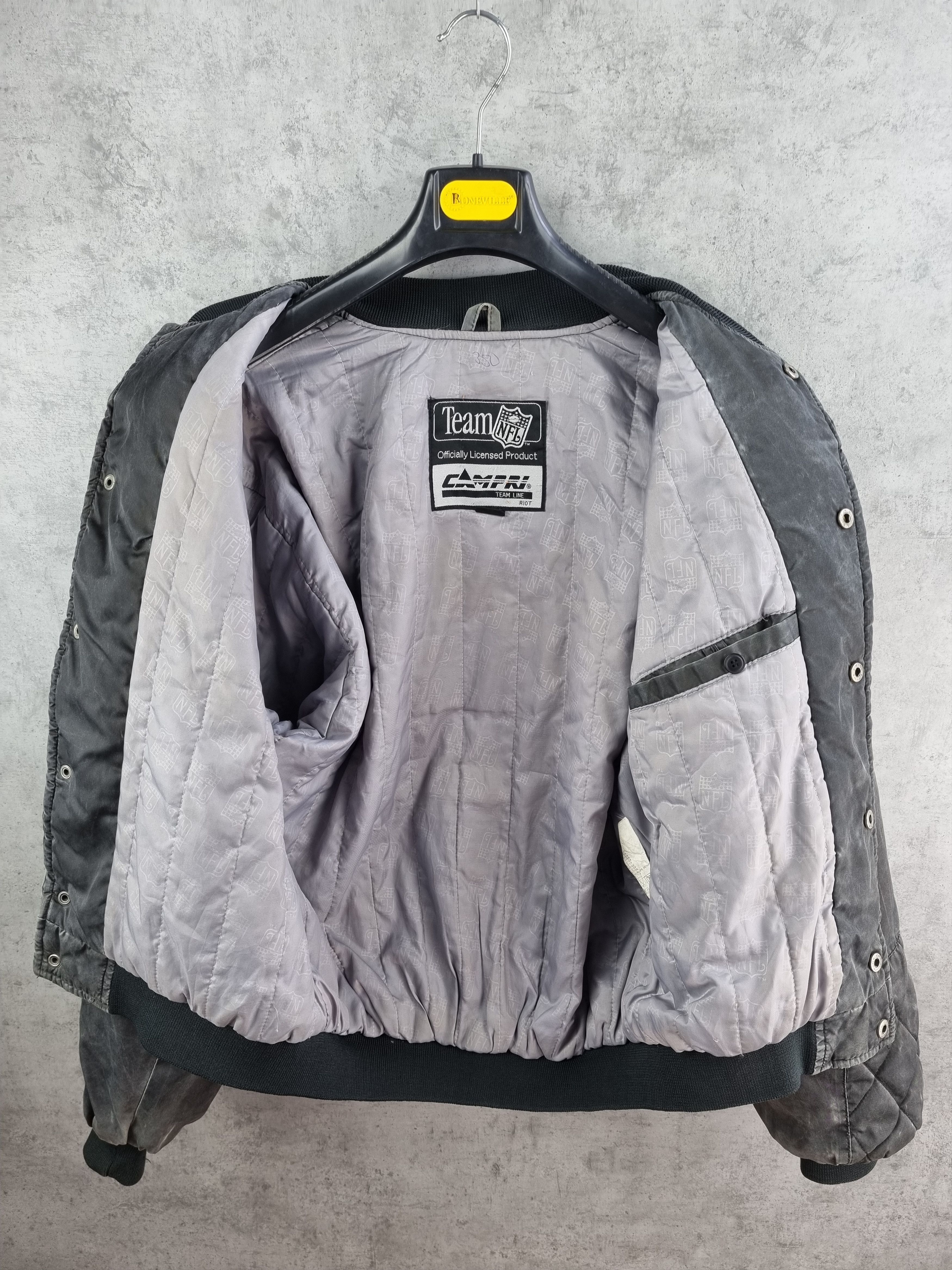 NFL × Vintage 1991 Faded RAIDERS NFL Los Angeles Embroided Logo Bomber Size US M / EU 48-50 / 2 - 15 Thumbnail