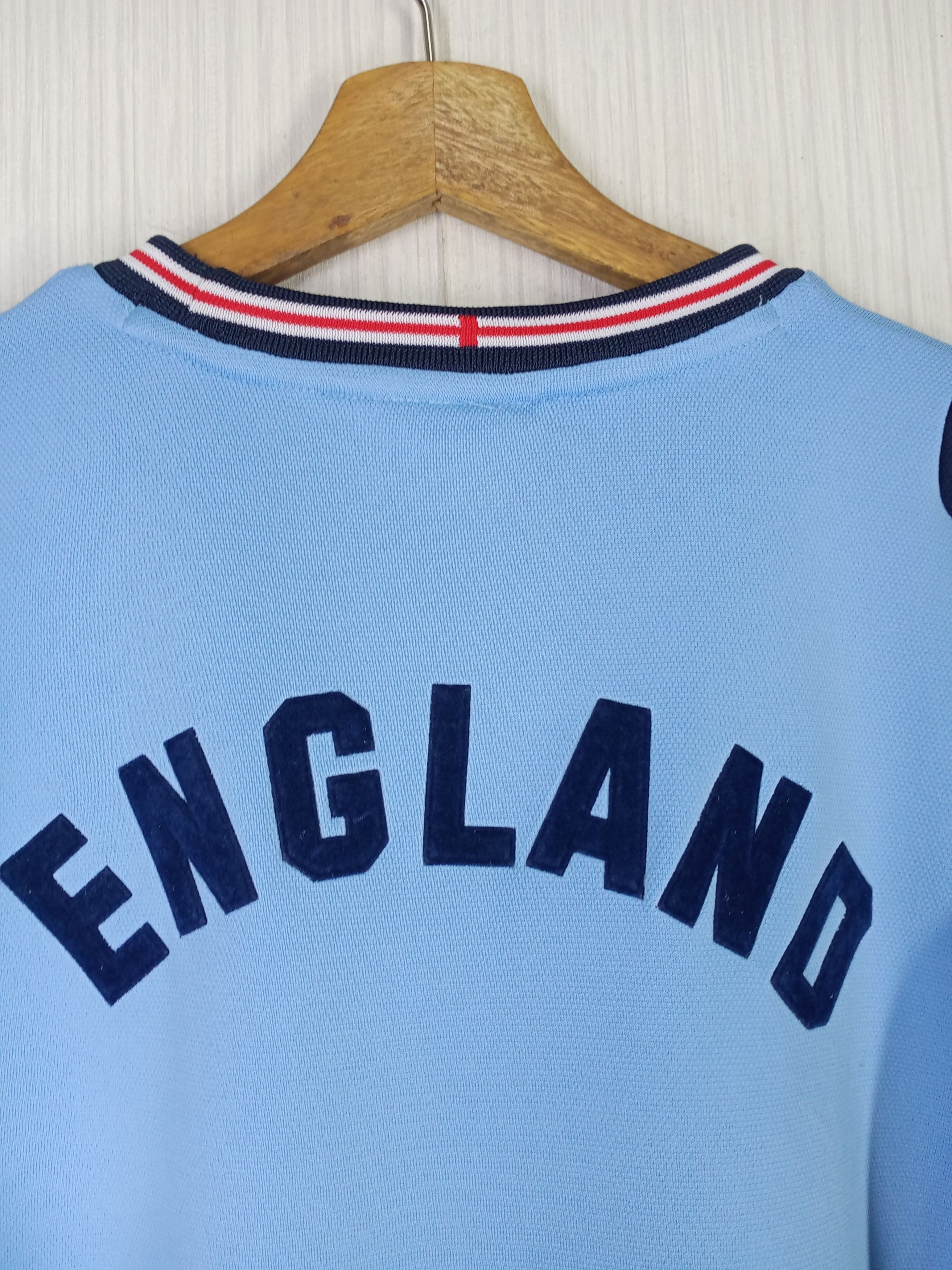 Umbro VINTAGE UMBRO ENGLAND NATIONAL TEAM SWEATSHIRT Size US L / EU 52-54 / 3 - 3 Thumbnail
